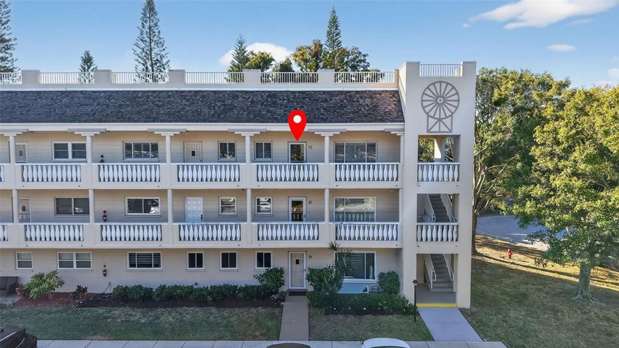 Property Slideshow image 1 of 59 | 2170 americus blvd n apt 70, Clearwater, FL, 33763