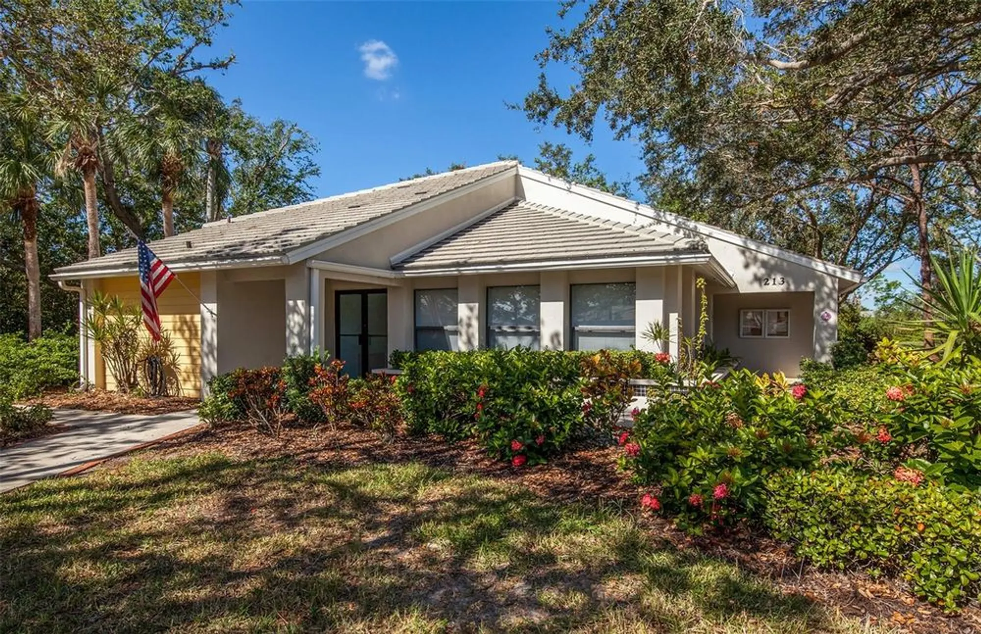 Property Slideshow image 33 of 48 | 172 southampton pl 346, Venice, FL, 34293