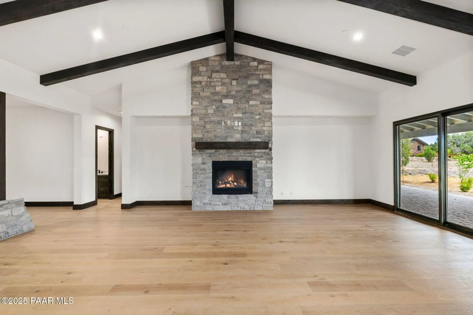 Property Slideshow image 7 of 48 | 15610 n silent moon ln, Prescott, AZ, 86305