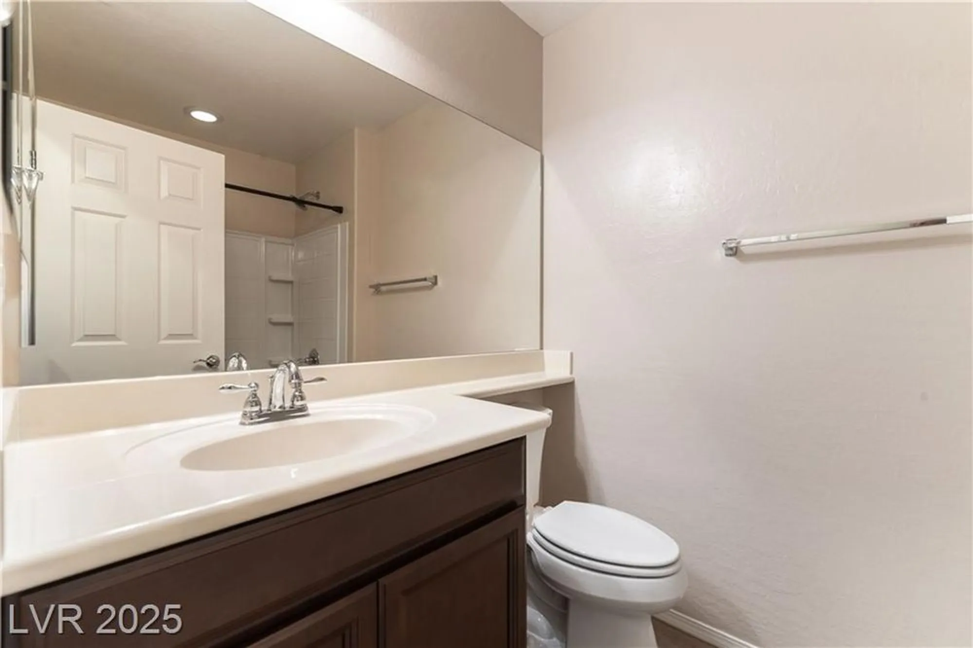 Property Slideshow image 16 of 32 | 3813 rocklin peak ave, North Las Vegas, NV, 89081