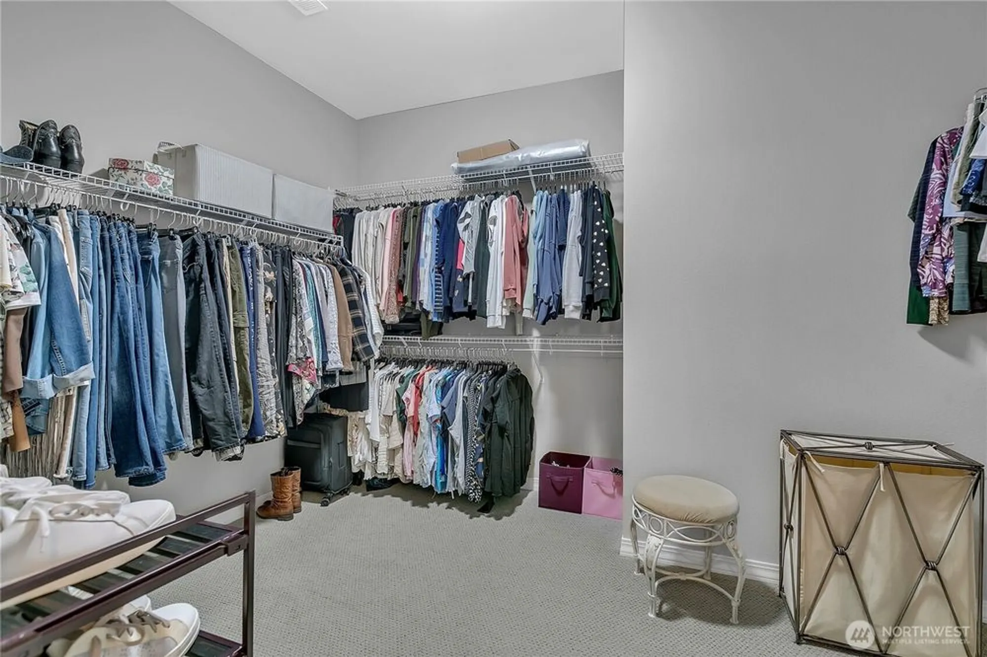 Property Slideshow image 10 of 32 | 18220 147th st, Bonney Lake, WA, 98391