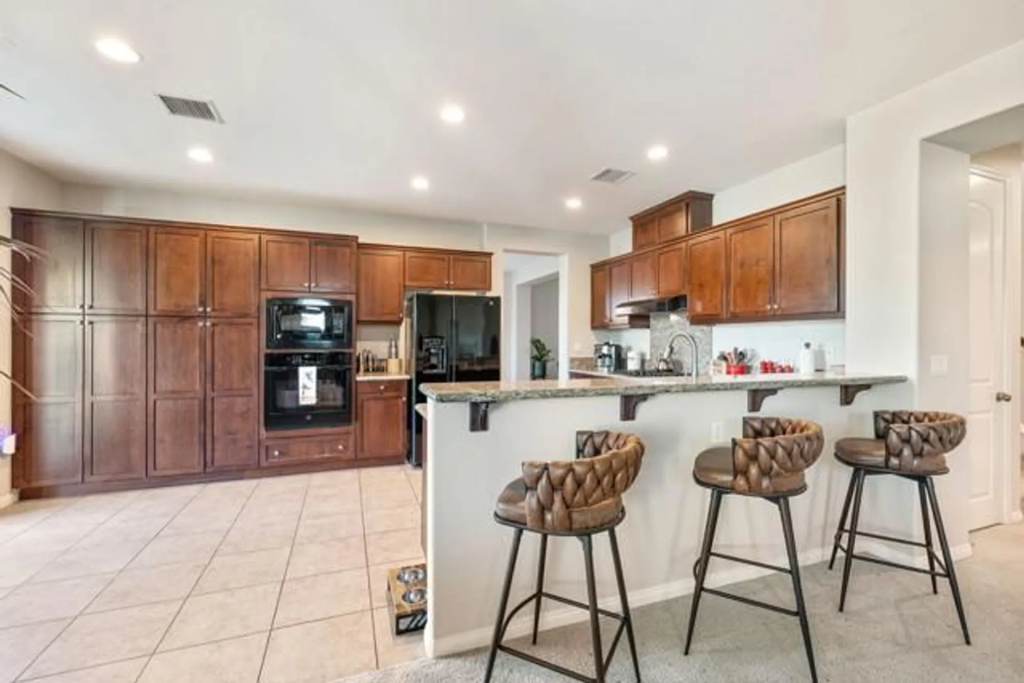 Property Slideshow image 22 of 65 | 82922 spirit mountain dr, Indio, CA, 92201