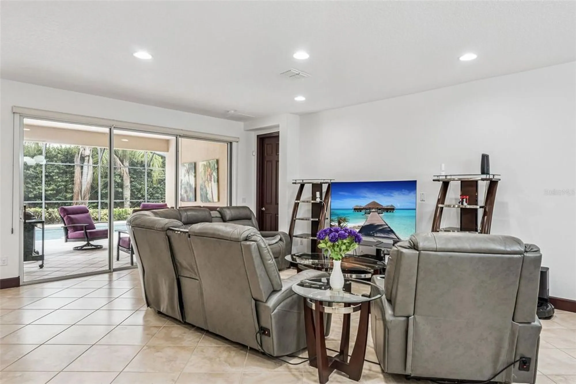 Property Slideshow image 16 of 54 | 11794 barletta dr, Orlando, FL, 32827