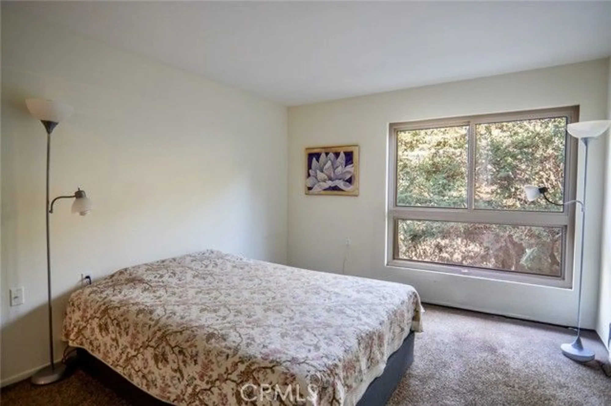Property Slideshow image 6 of 28 | 327 chestnut hill ct 22, Thousand Oaks, CA, 91360