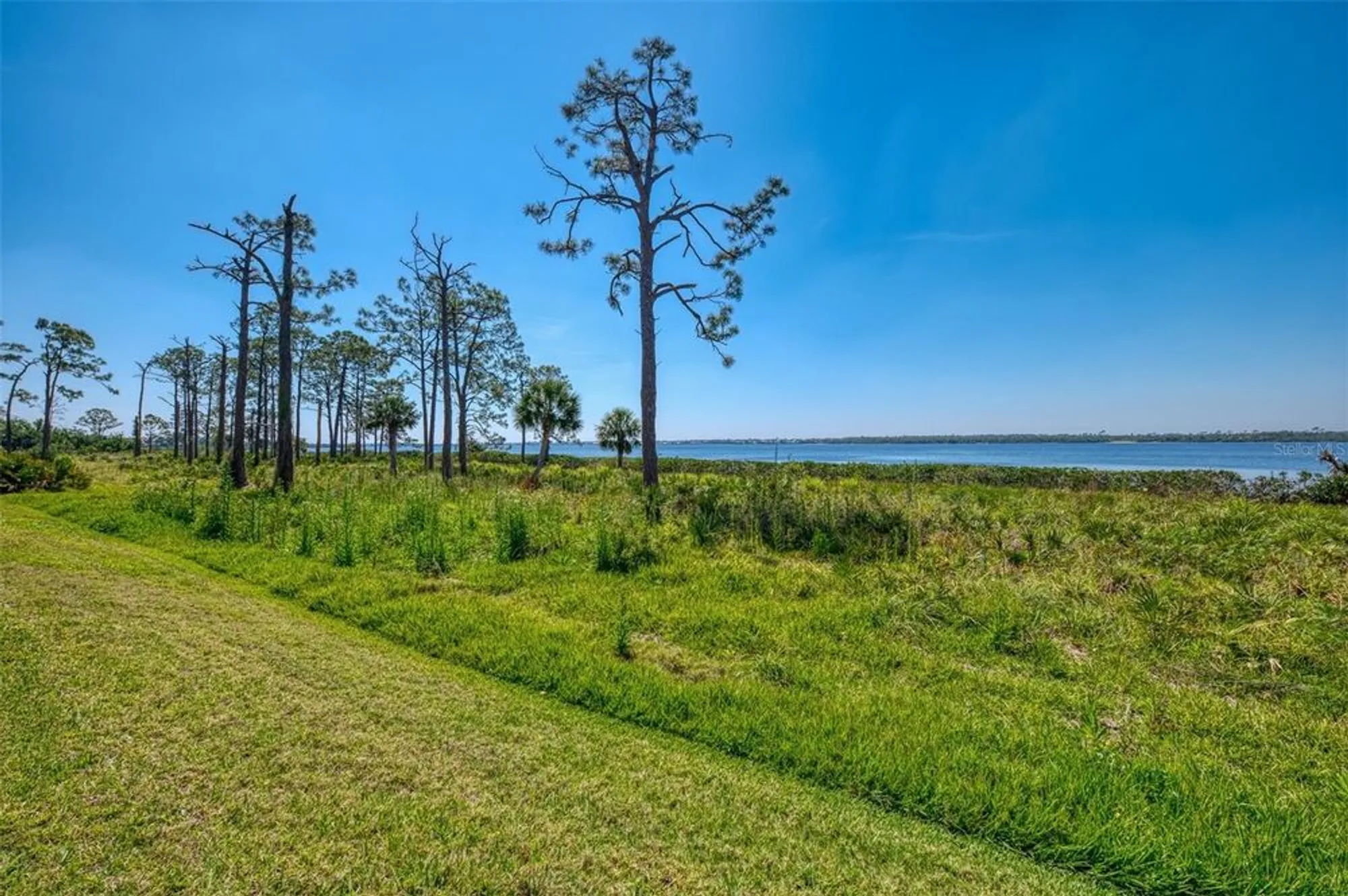 Property Slideshow image 45 of 82 | 4692 club dr # 101, Port Charlotte, FL, 33953