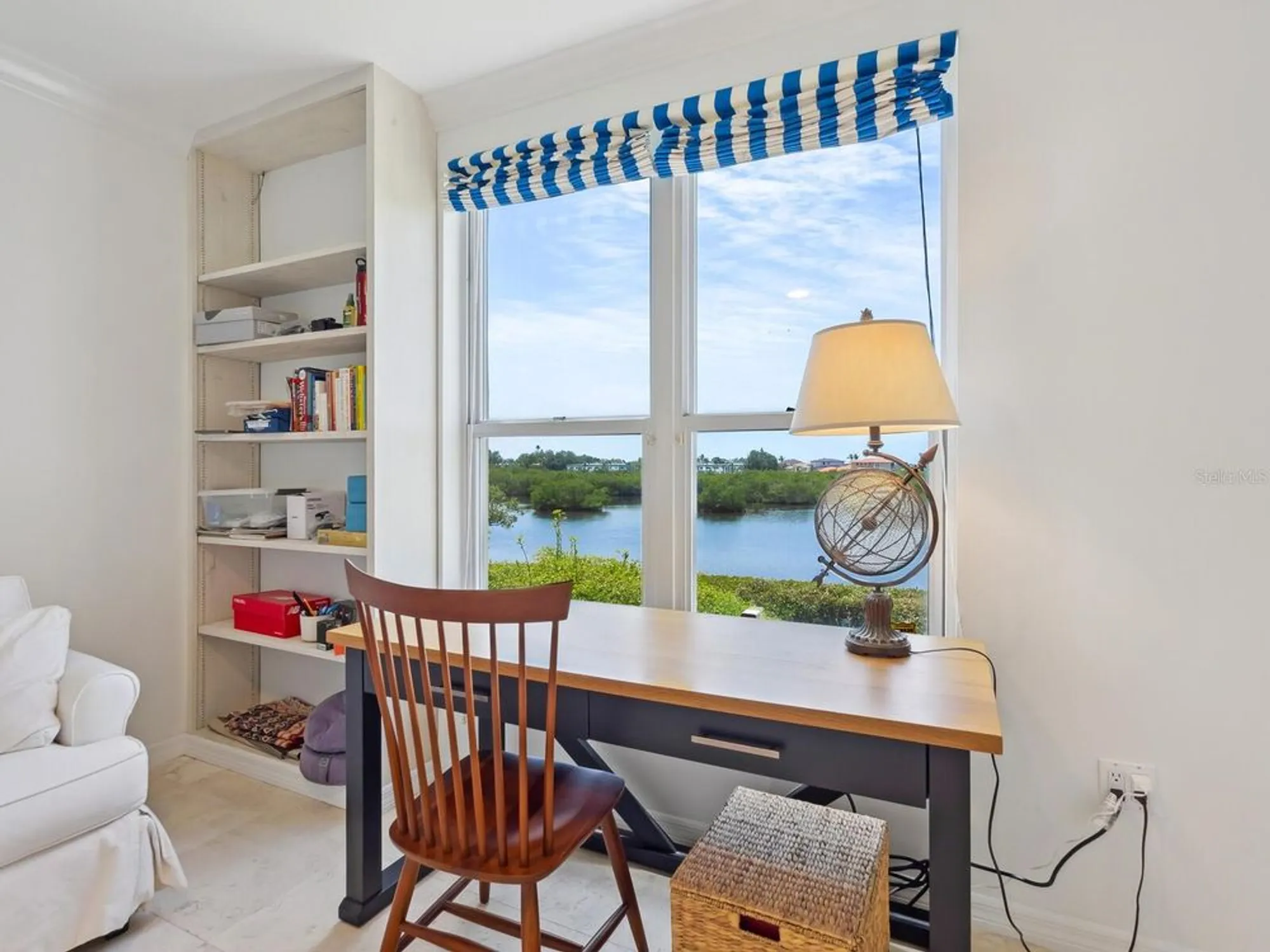 Property Slideshow image 34 of 61 | 5430 eagles point cir 101, Sarasota, FL, 34231