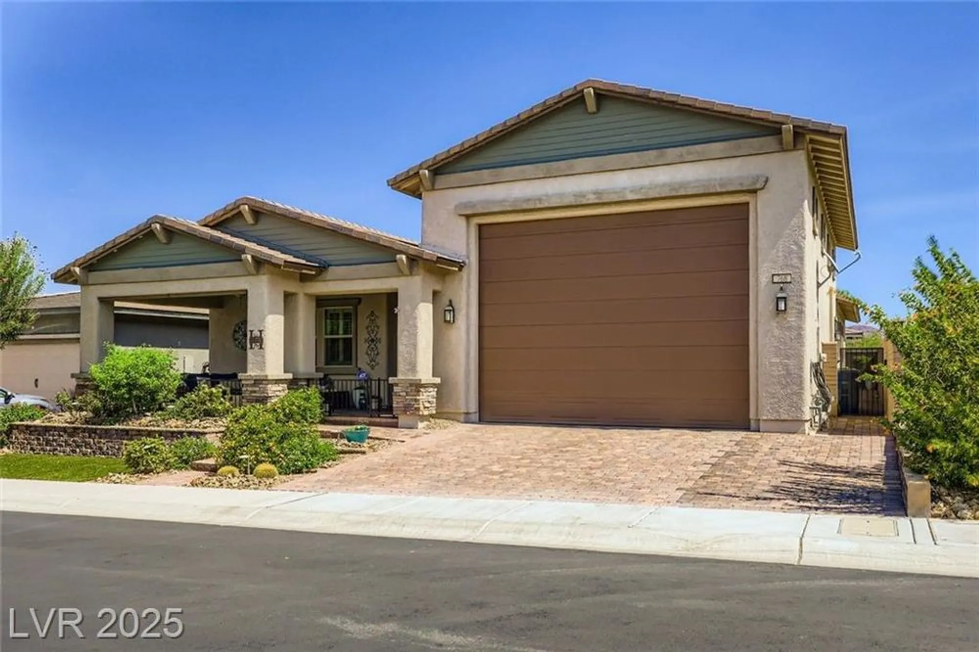 Property Slideshow image 2 of 54 | 768 rocky nook st, Henderson, NV, 89011