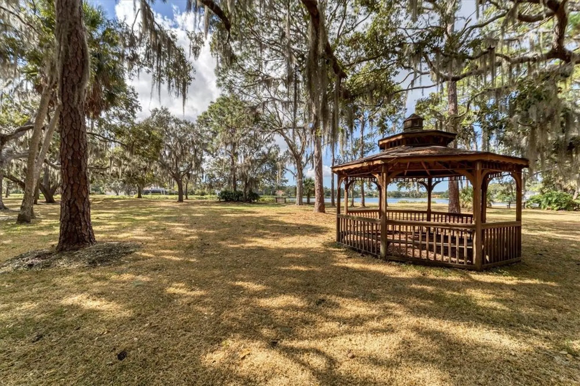 Property Slideshow image 76 of 78 | 4555 forest wood trl 23, Sarasota, FL, 34241