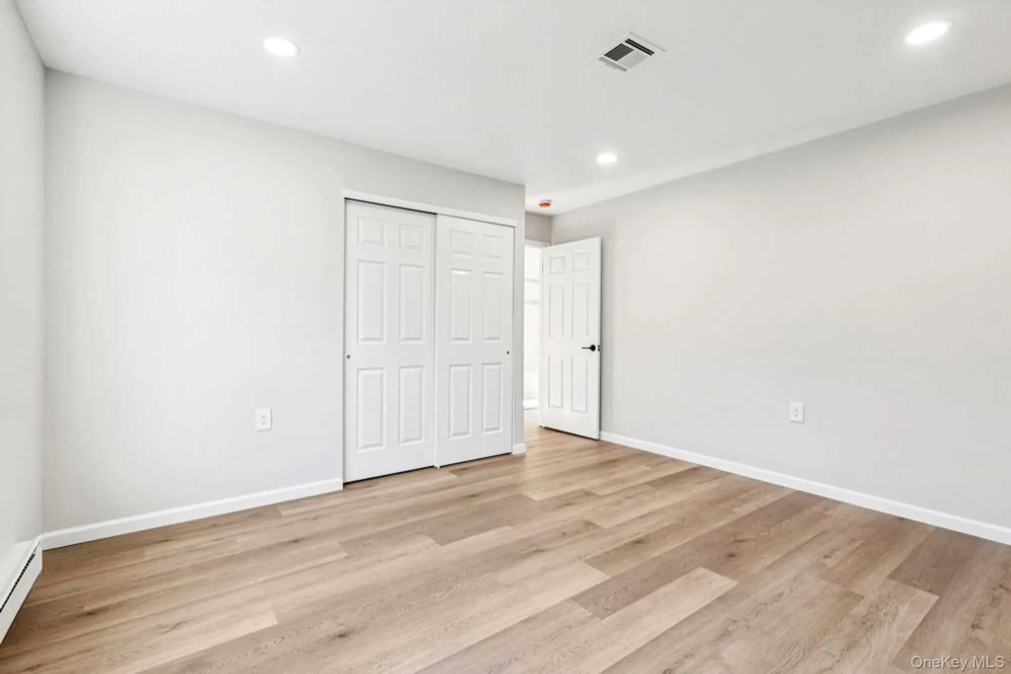 Property Slideshow image 19 of 26 | 195 canterbury dr, Ridge, NY, 11961