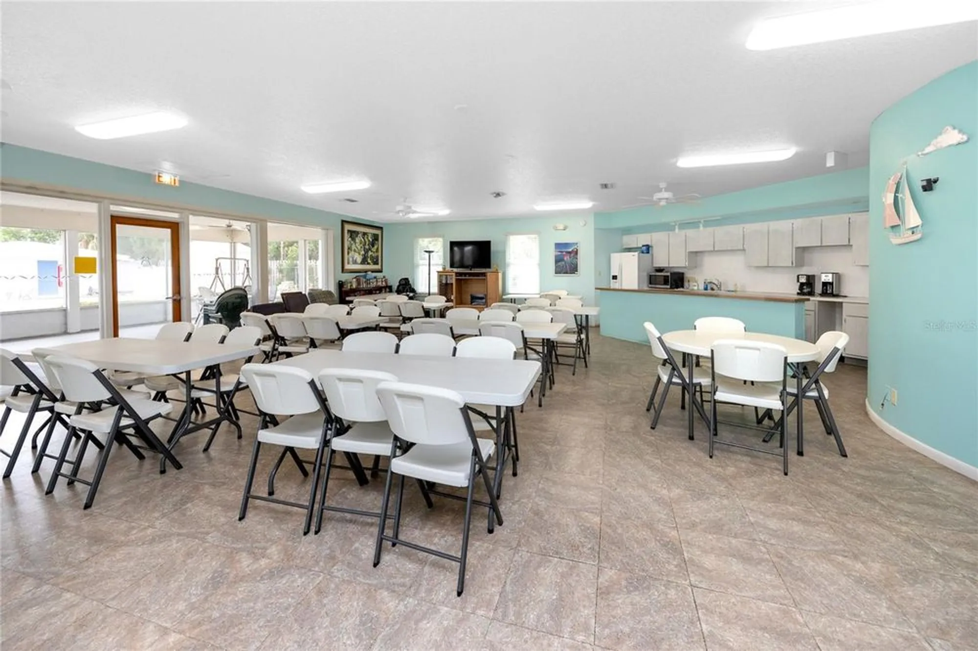 Property Slideshow image 41 of 46 | 12400 park blvd 417, Seminole, FL, 33772
