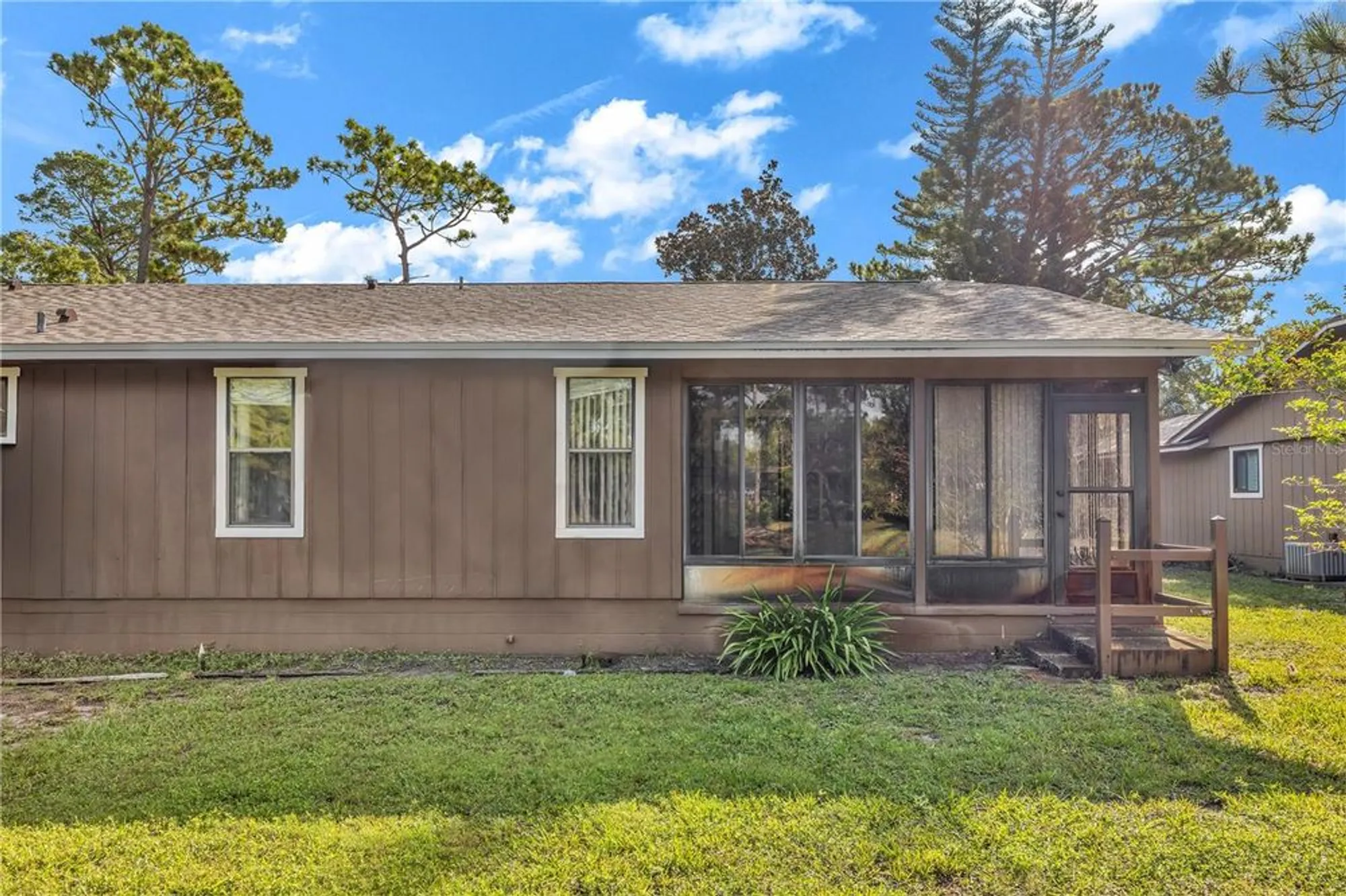 Property Slideshow image 5 of 29 | 55 crooked pine rd, Port Orange, FL, 32128