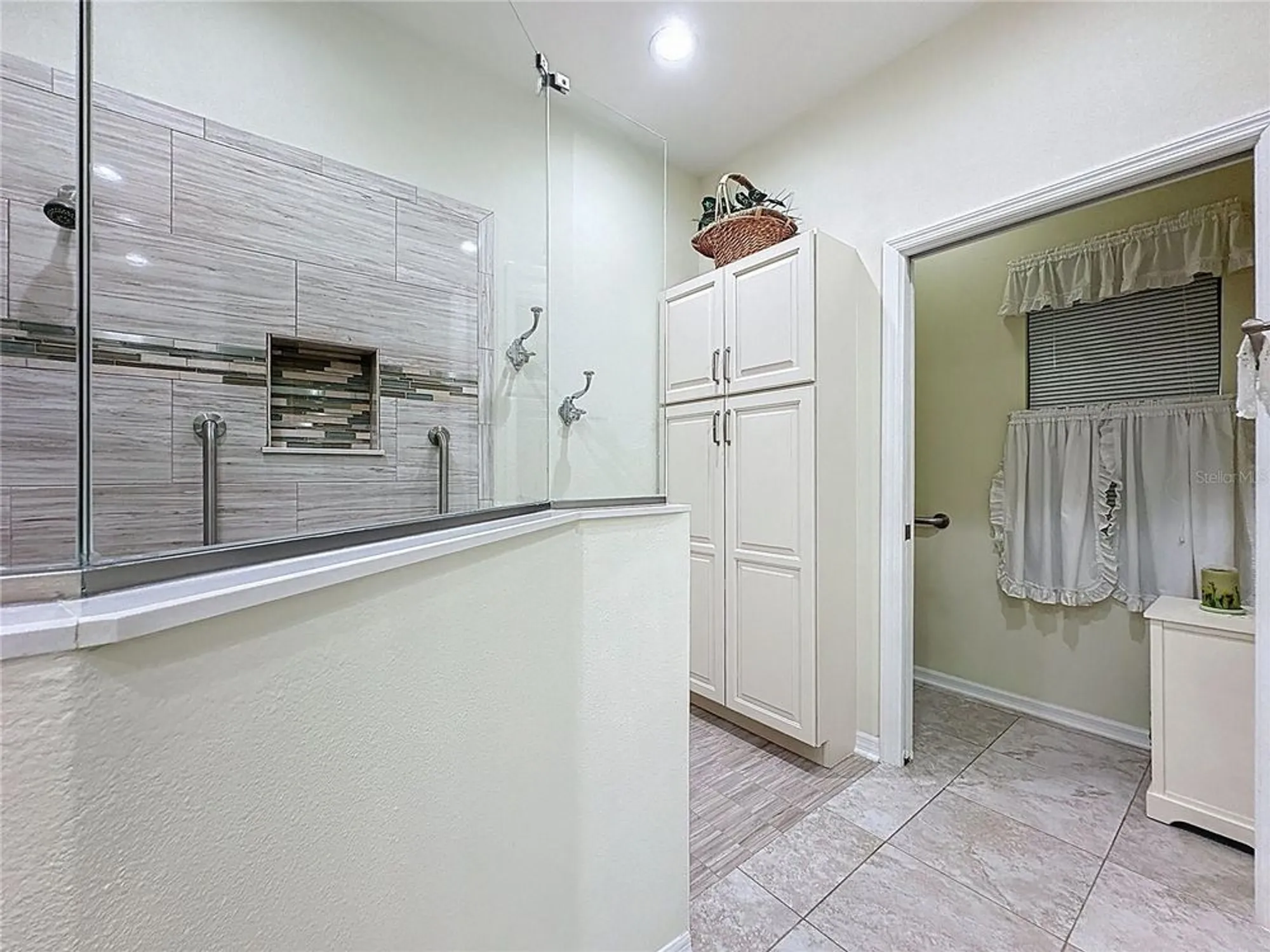 Property Slideshow image 27 of 72 | 2225 elverson ave, Clermont, FL, 34711