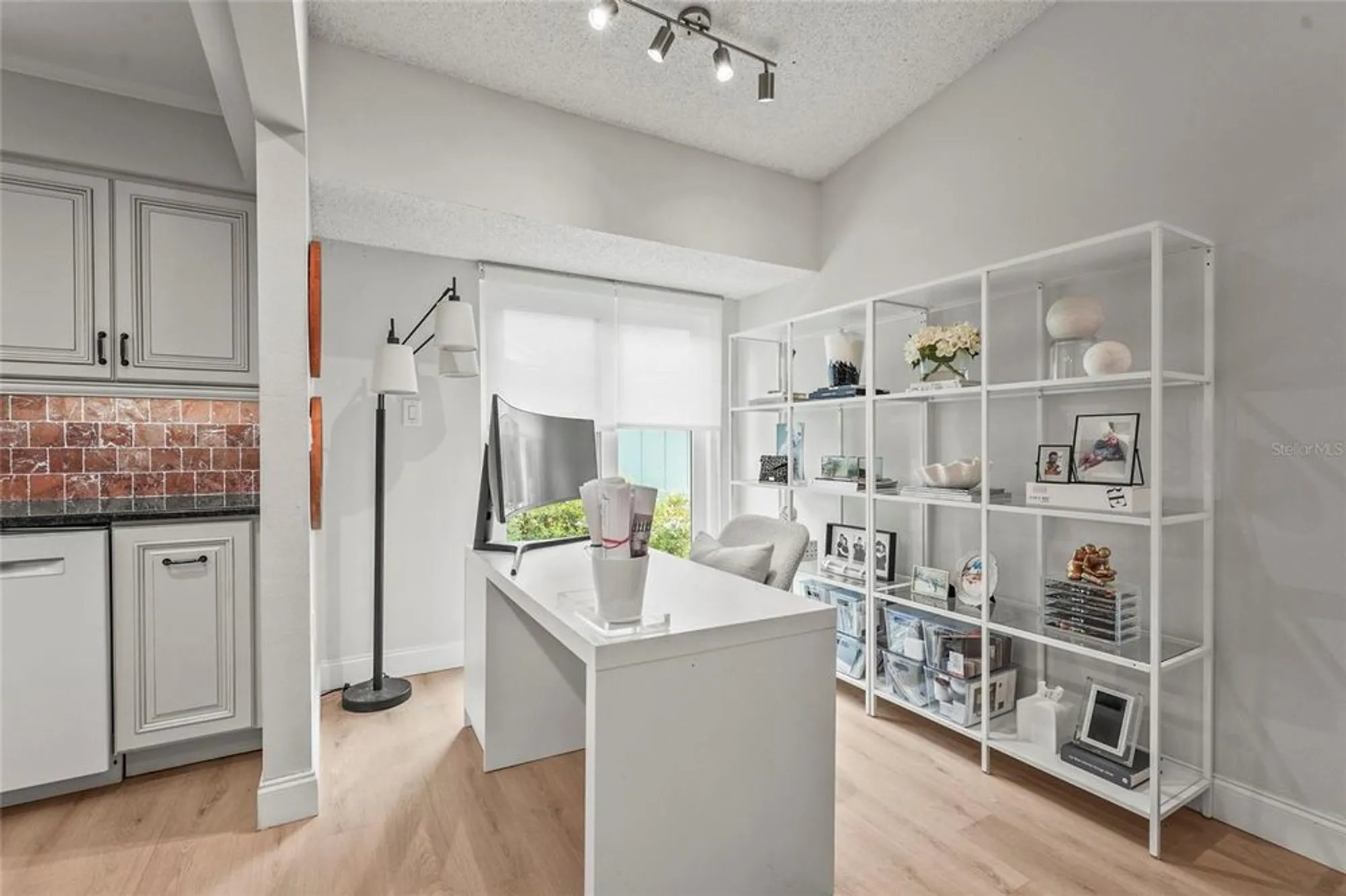 Property Slideshow image 23 of 51 | 7845 pine trace dr, Sarasota, FL, 34243