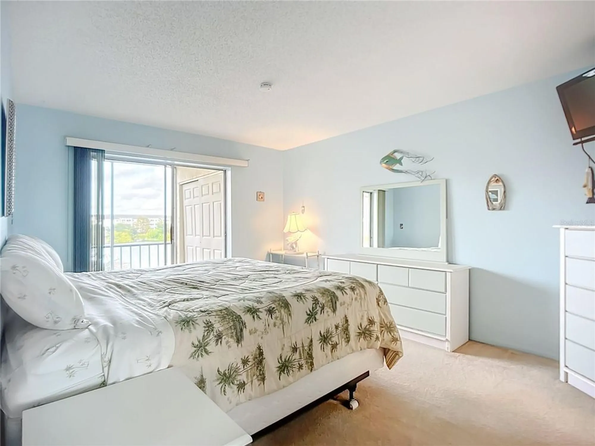 Property Slideshow image 14 of 51 | 3783 lake bayshore dr # h404, Bradenton, FL, 34205