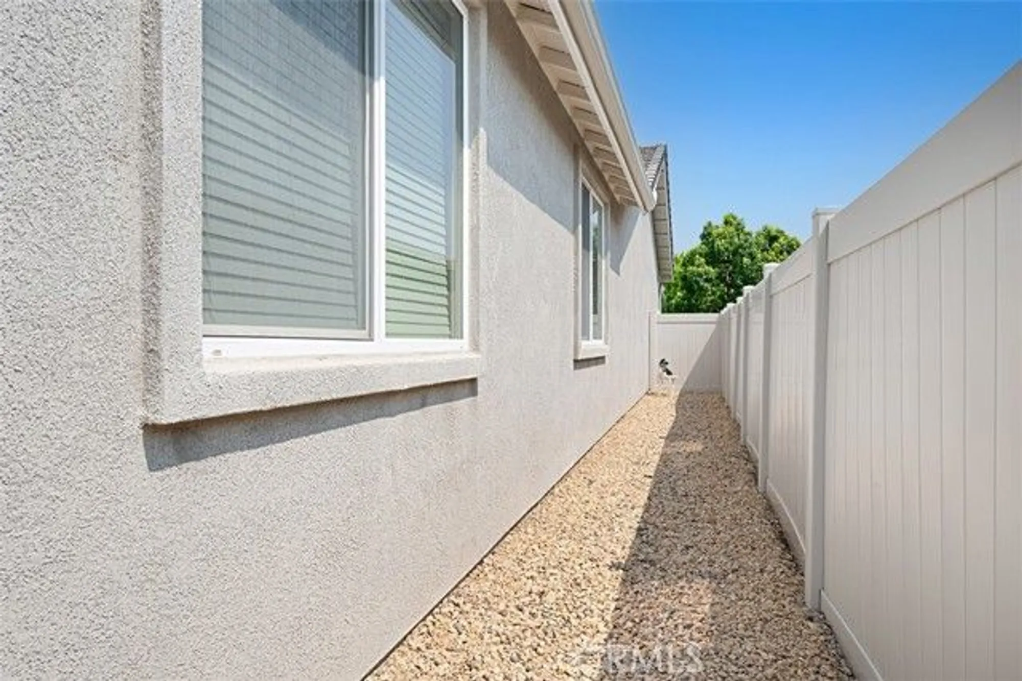 Property Slideshow image 28 of 36 | 1533 big bend, Beaumont, CA, 92223