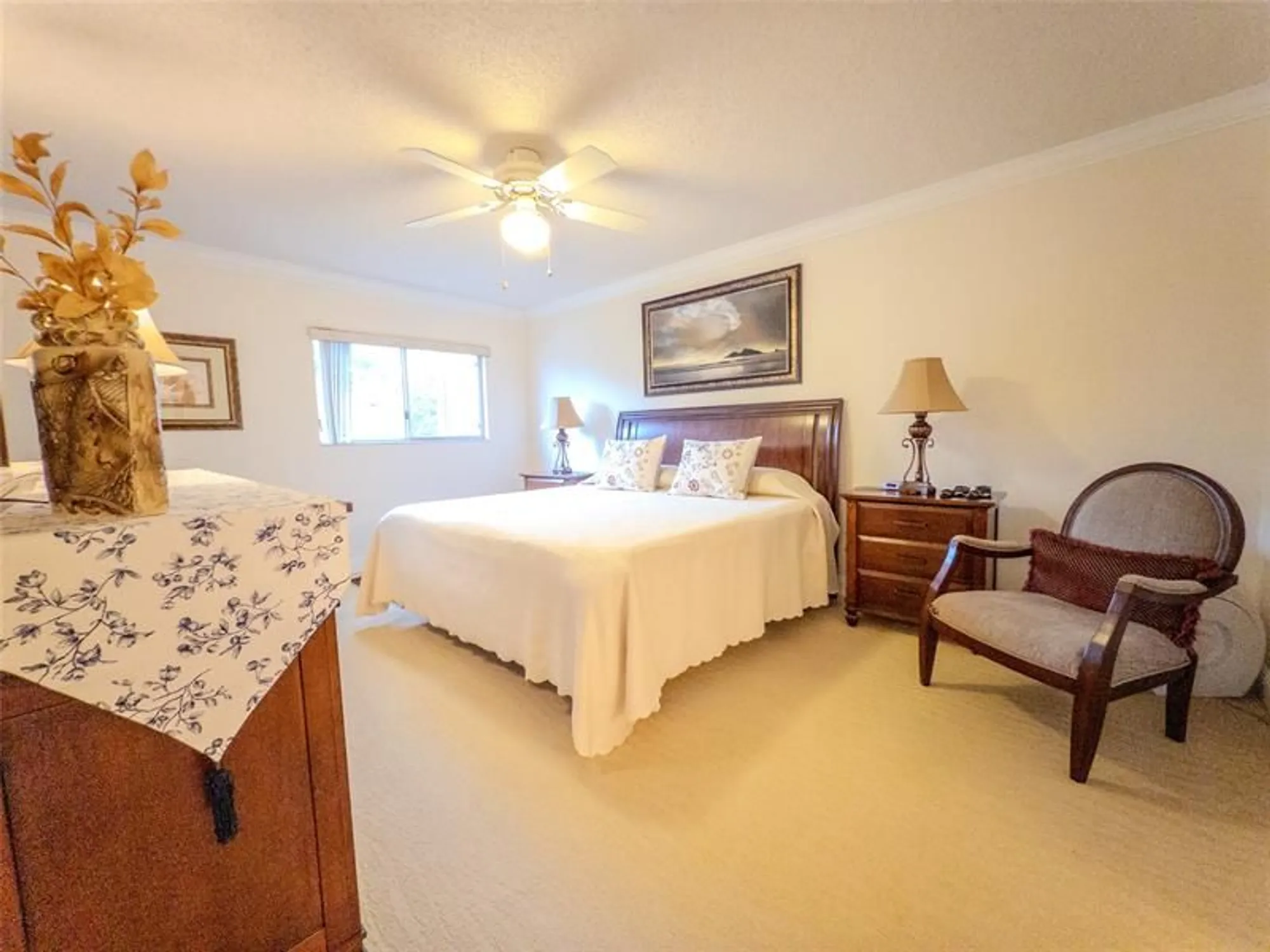 Property Slideshow image 4 of 40 | 901 sw 141st ave apt 301, Pembroke Pines, FL, 33027