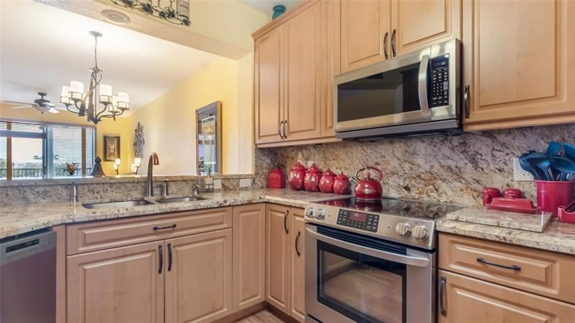 Property Slideshow image 1 of 35 | 7727 southampton ter 410, Tamarac, FL, 33321
