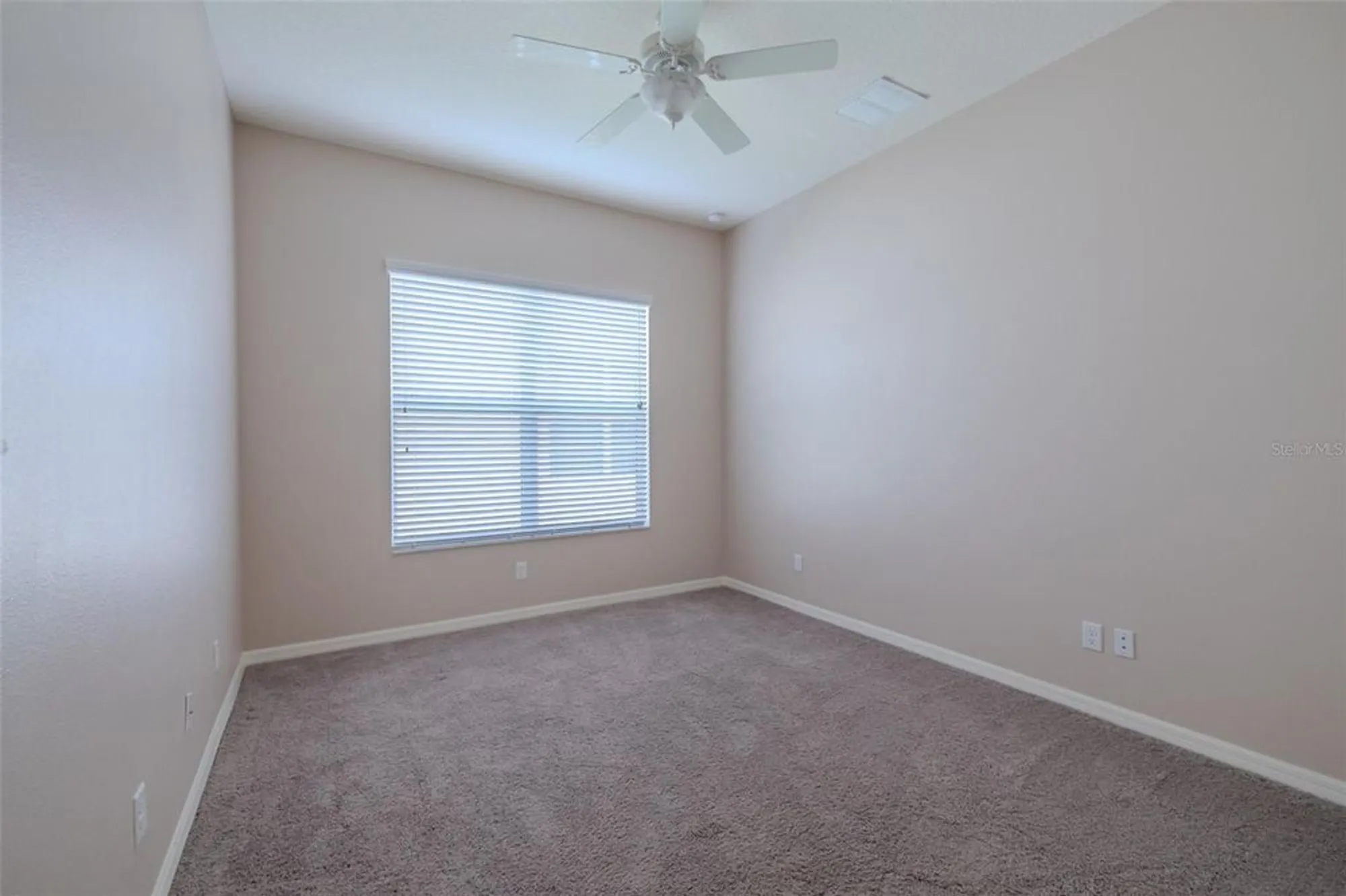 Property Slideshow image 43 of 100 | 4817 sandy glen way, Wimauma, FL, 33598