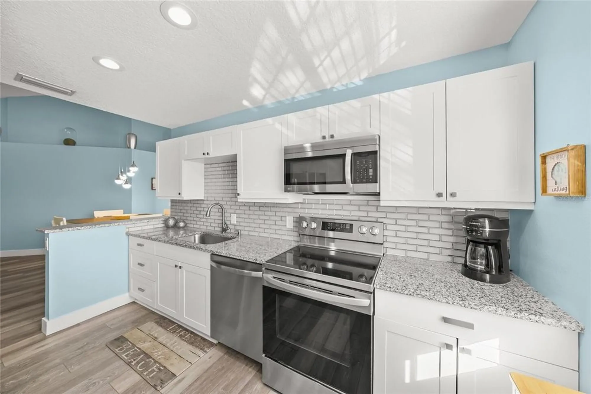 Property Slideshow image 17 of 55 | 5528 fair oaks st, Bradenton, FL, 34203