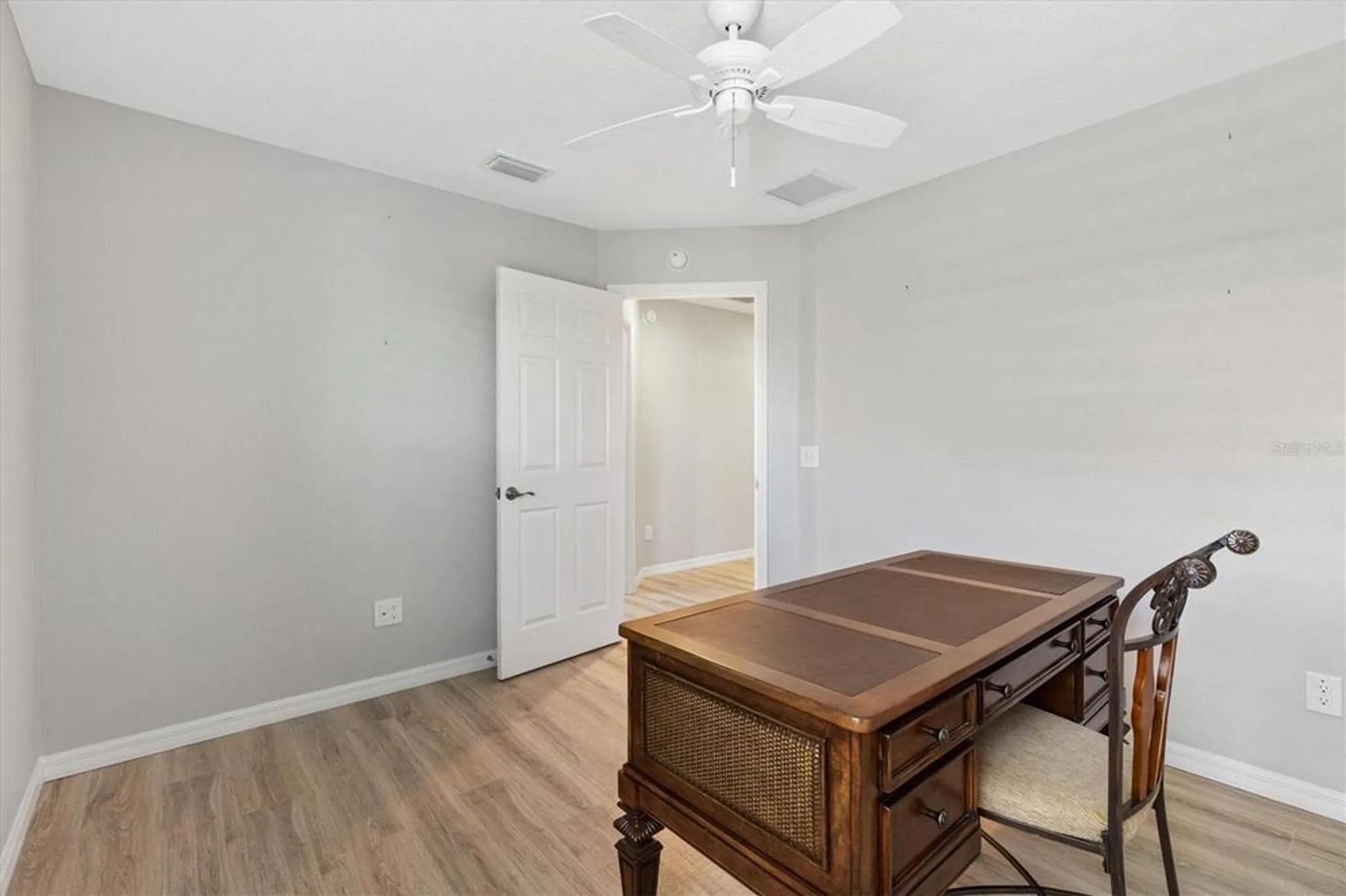 Property Slideshow image 23 of 37 | 706 jason dr, Lady Lake, FL, 32159