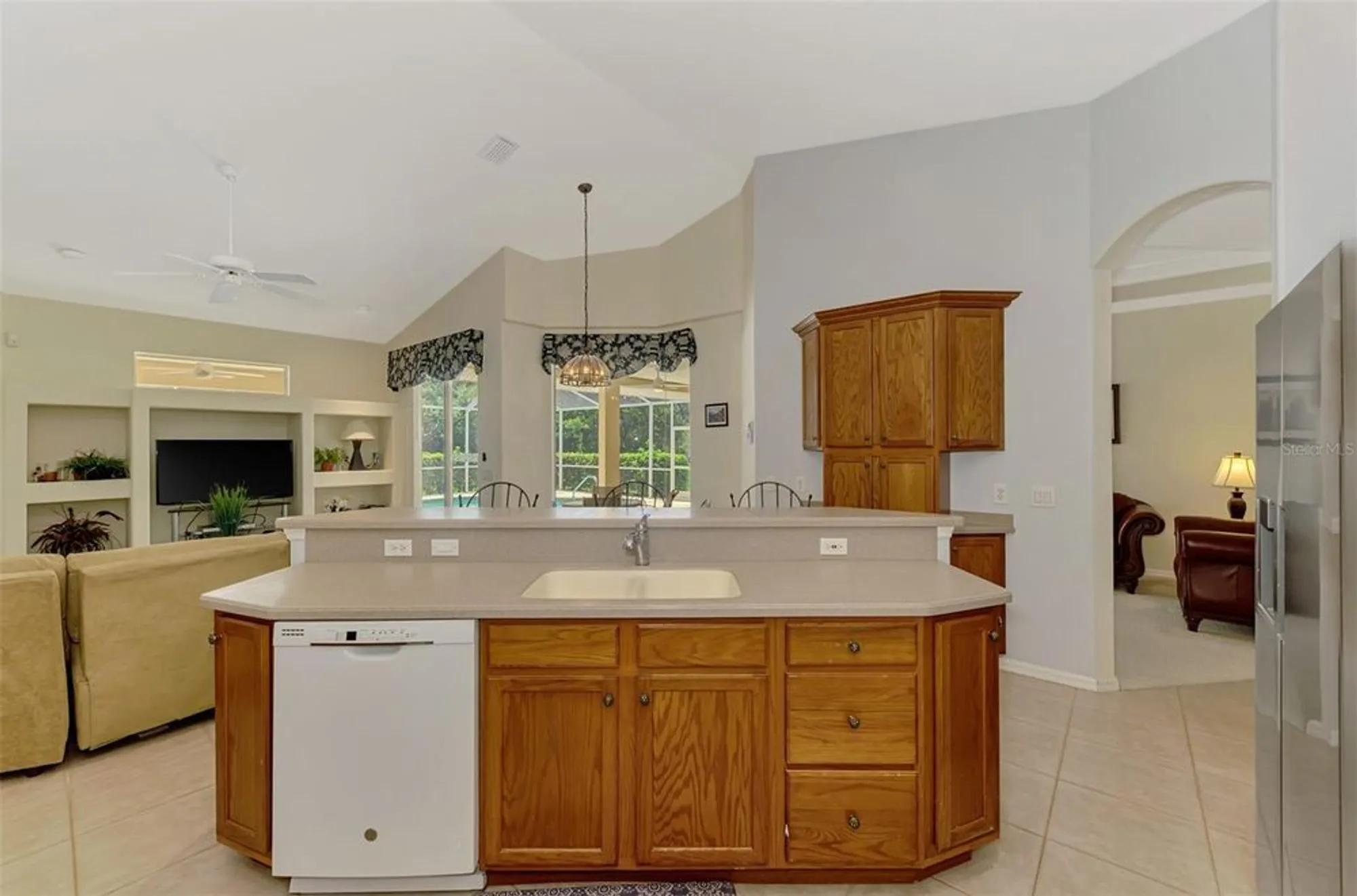 Property Slideshow image 29 of 62 | 6644 butlers crest dr, Bradenton, FL, 34203