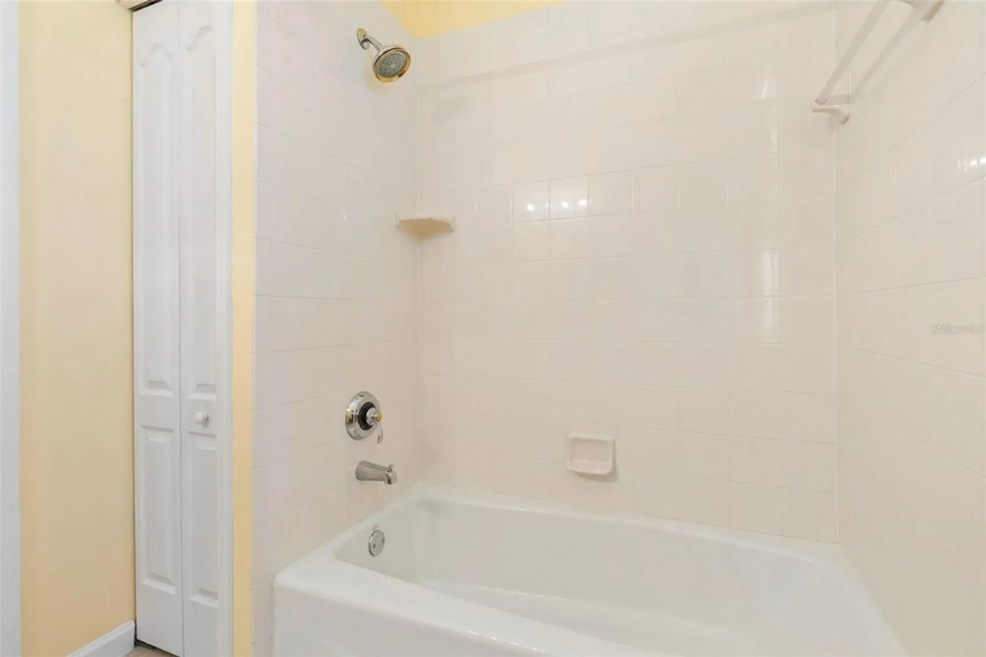 Property Slideshow image 39 of 91 | 3005 glin cir, Ormond Beach, FL, 32174