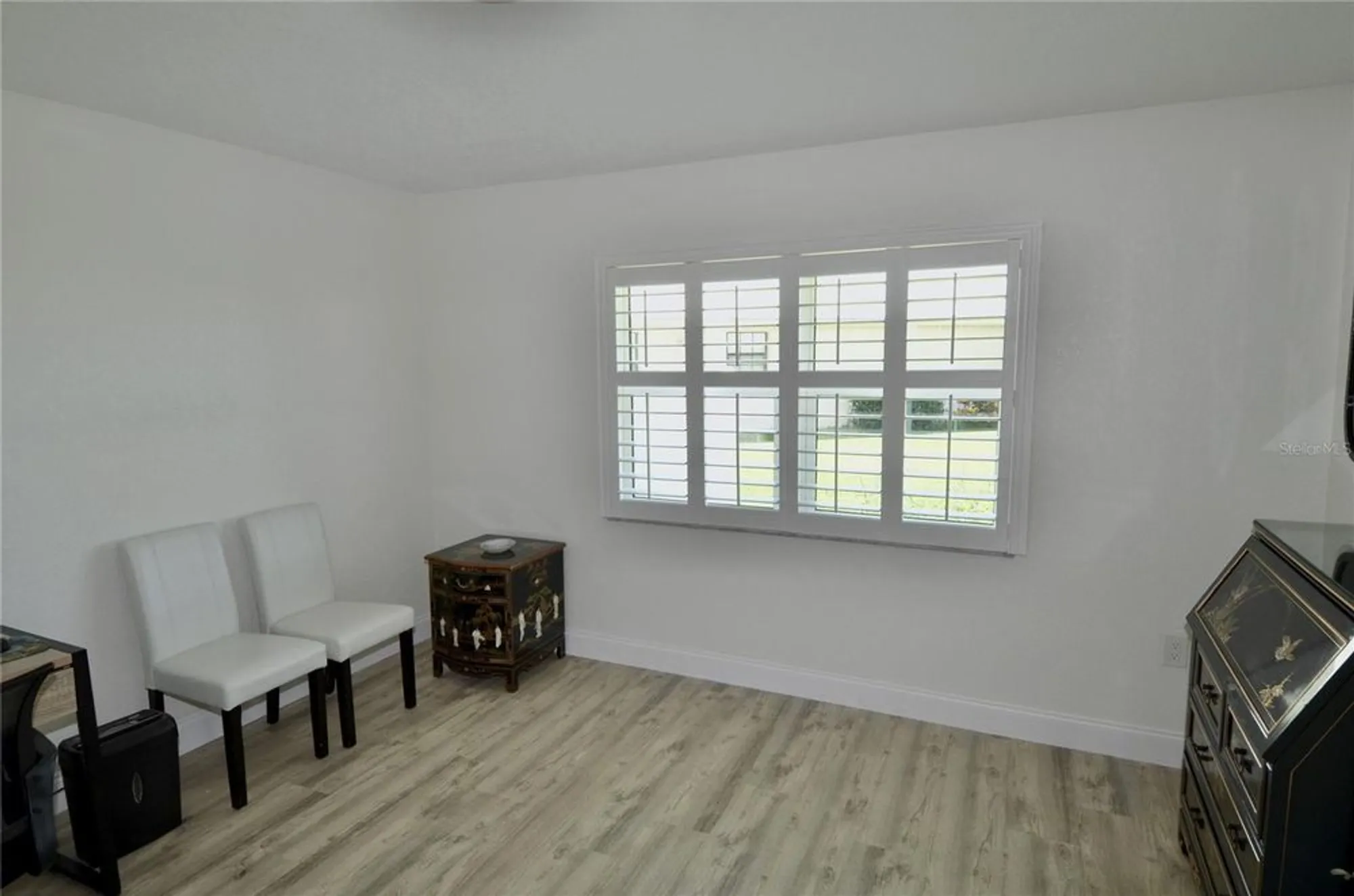 Property Slideshow image 8 of 77 | 611 paget dr, Venice, FL, 34293
