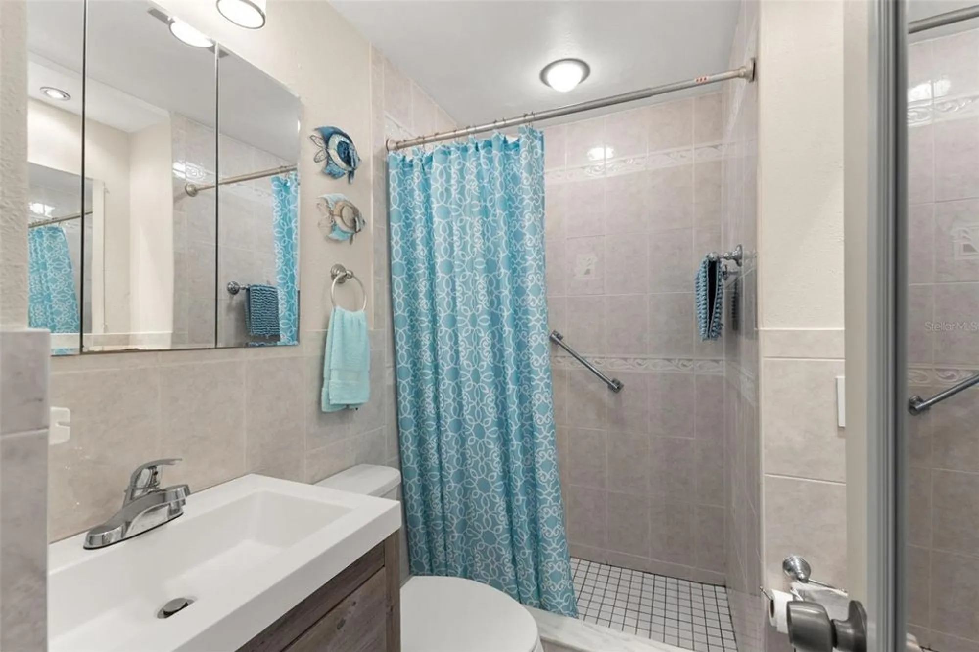 Property Slideshow image 21 of 35 | 2461 canadian way 27, Clearwater, FL, 33763