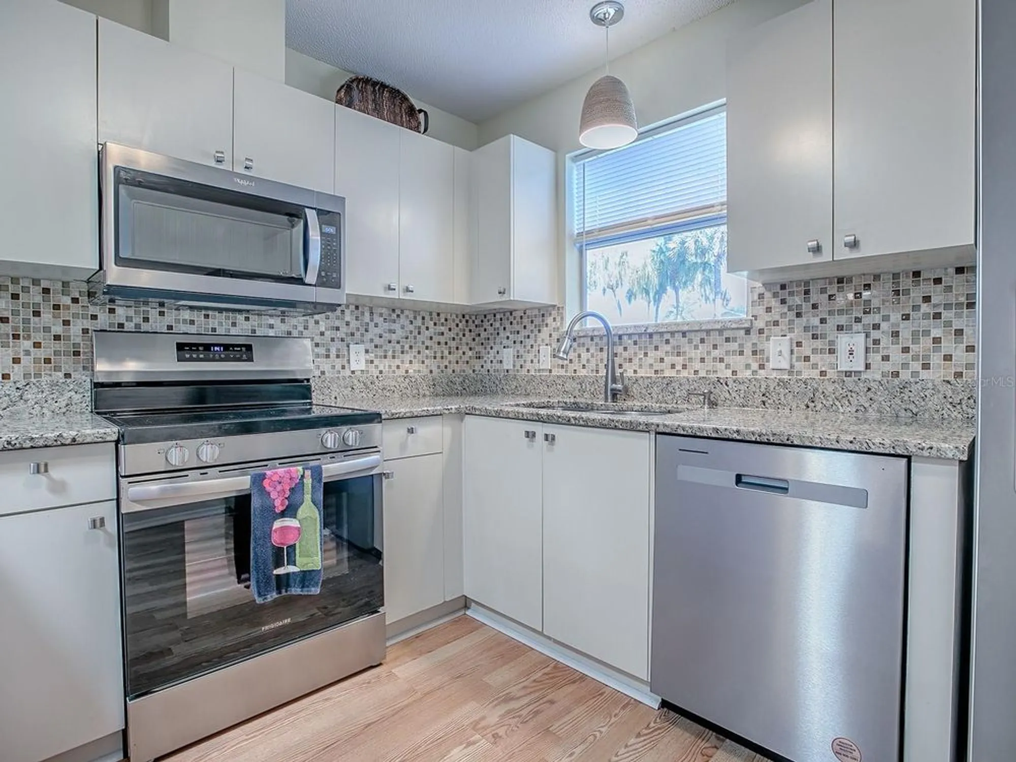 Property Slideshow image 12 of 39 | 1216 chaparral dr # 19, The Villages, FL, 32159