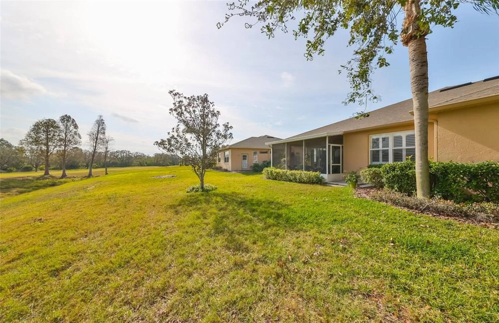 Property Slideshow image 35 of 41 | 2019 acadia greens dr, Sun City Center, FL, 33573