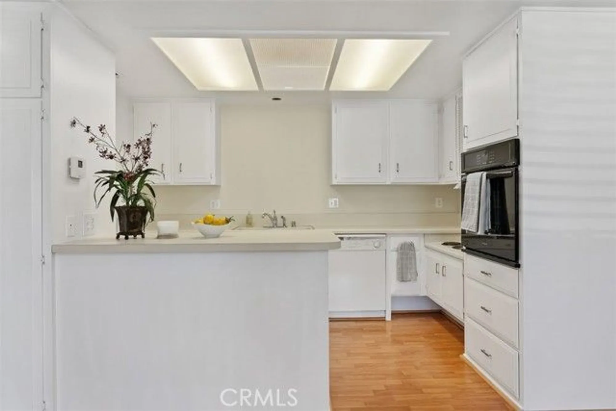 Property Slideshow image 10 of 40 | 13681 cedar crest ln apt 93g # 5-93g, Seal Beach, CA, 90740