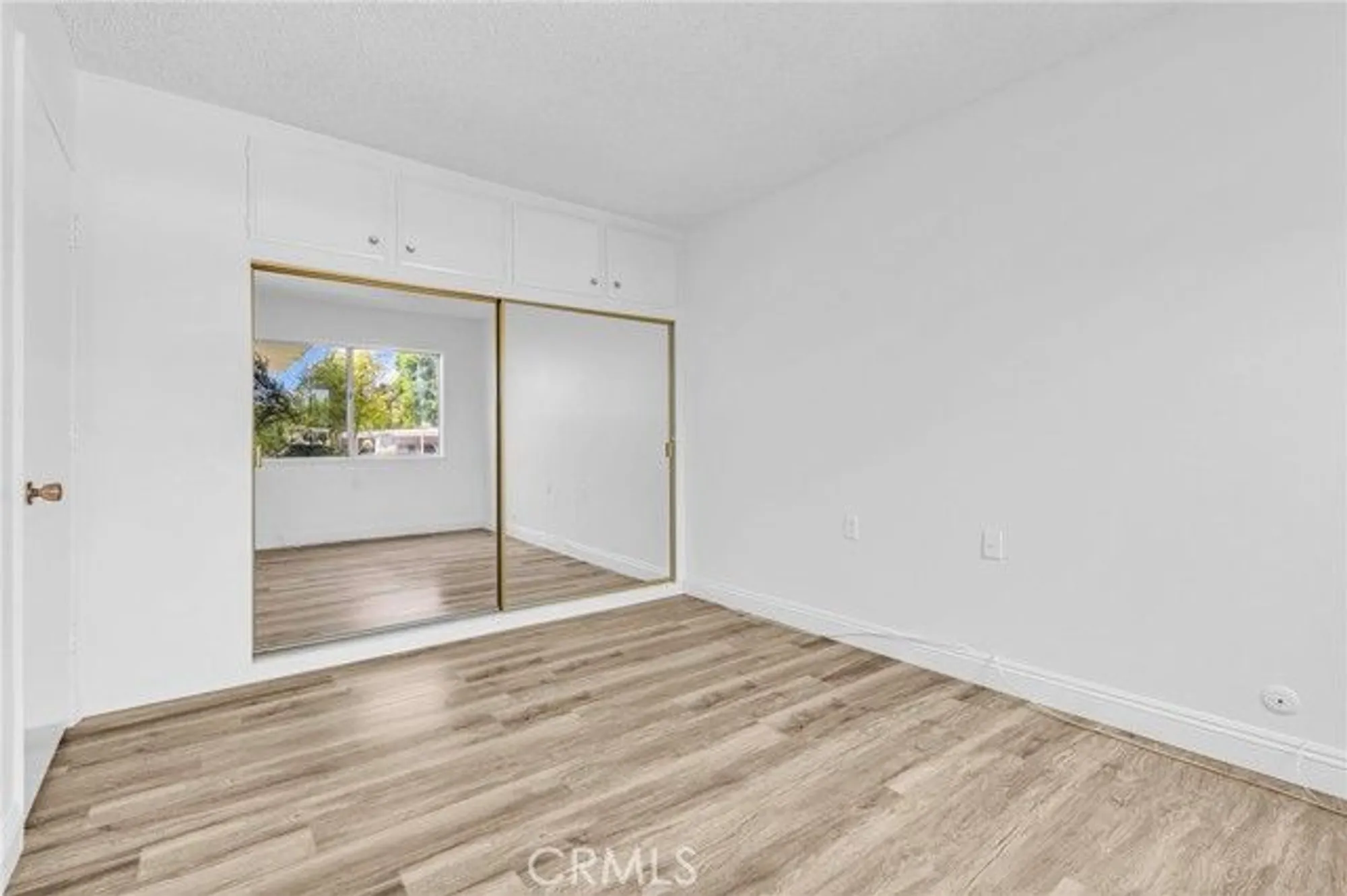 Property Slideshow image 14 of 20 | 2197 via mariposa e unit e b, Laguna Woods, CA, 92637