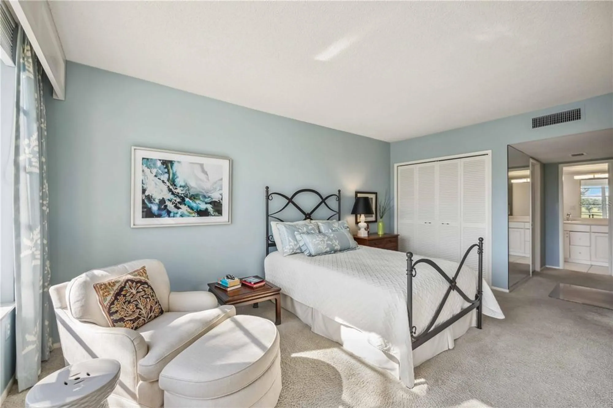 Property Slideshow image 22 of 31 | 7461 w country club dr 207, Sarasota, FL, 34243