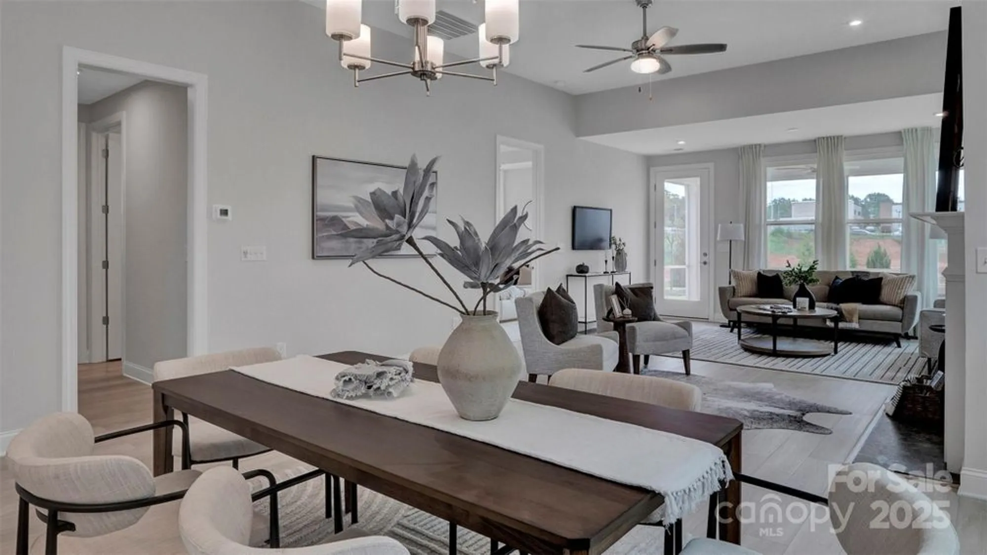 Property Slideshow image 11 of 25 | 4424 moxie way, Charlotte, NC, 28215