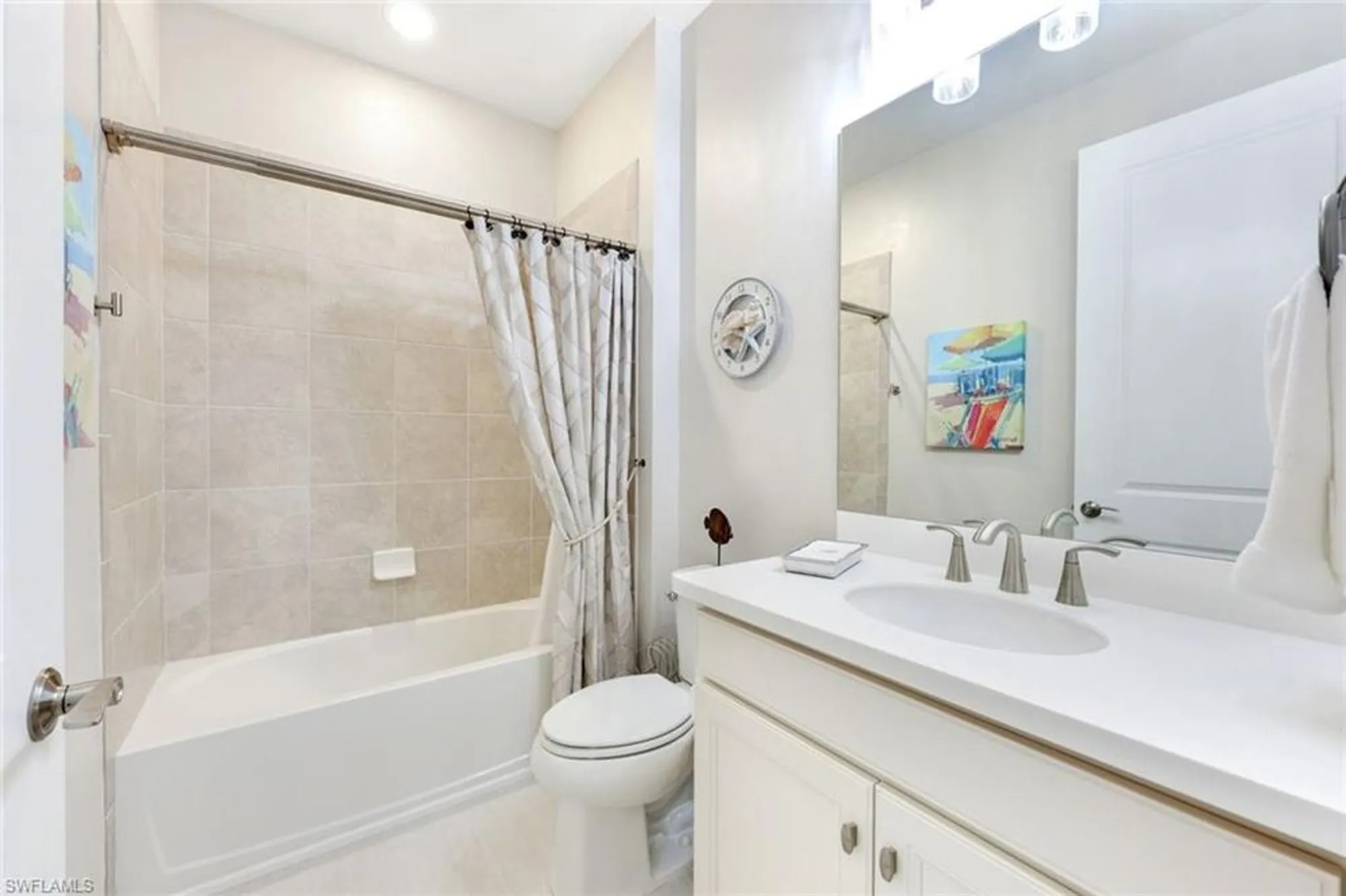 Property Slideshow image 14 of 28 | 20012 siesta key ct, Estero, FL, 33928