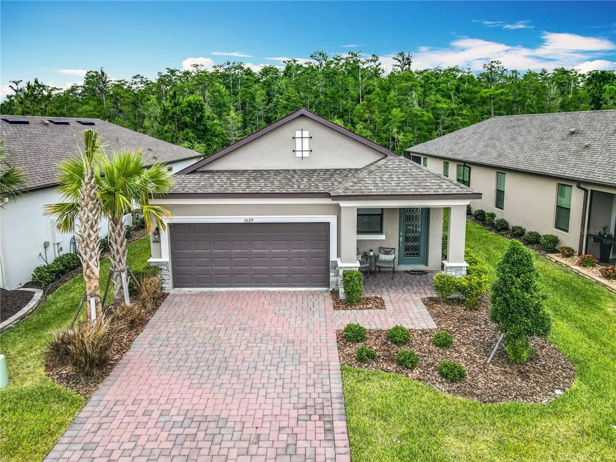 Property Slideshow image 1 of 48 | 1029 umbria dr, Poinciana, FL, 34759