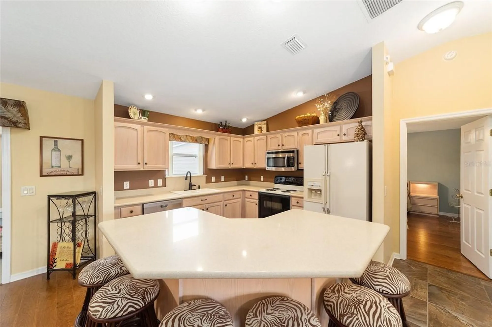 Property Slideshow image 5 of 34 | 3466 richmond dr, The Villages, FL, 32162