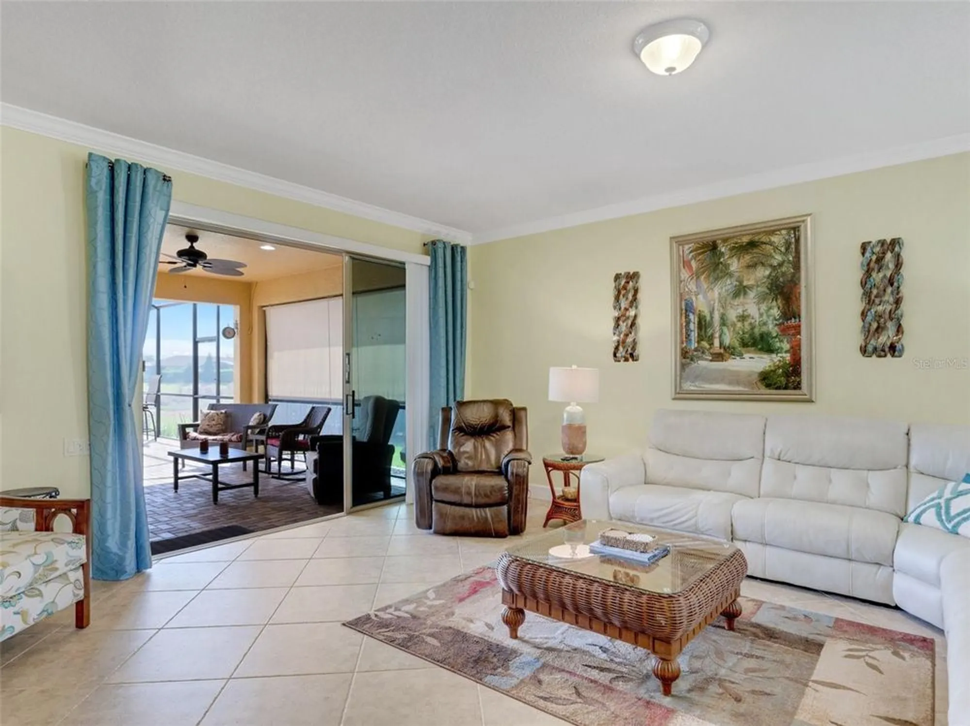 Property Slideshow image 17 of 67 | 208 almeria way, Davenport, FL, 33837
