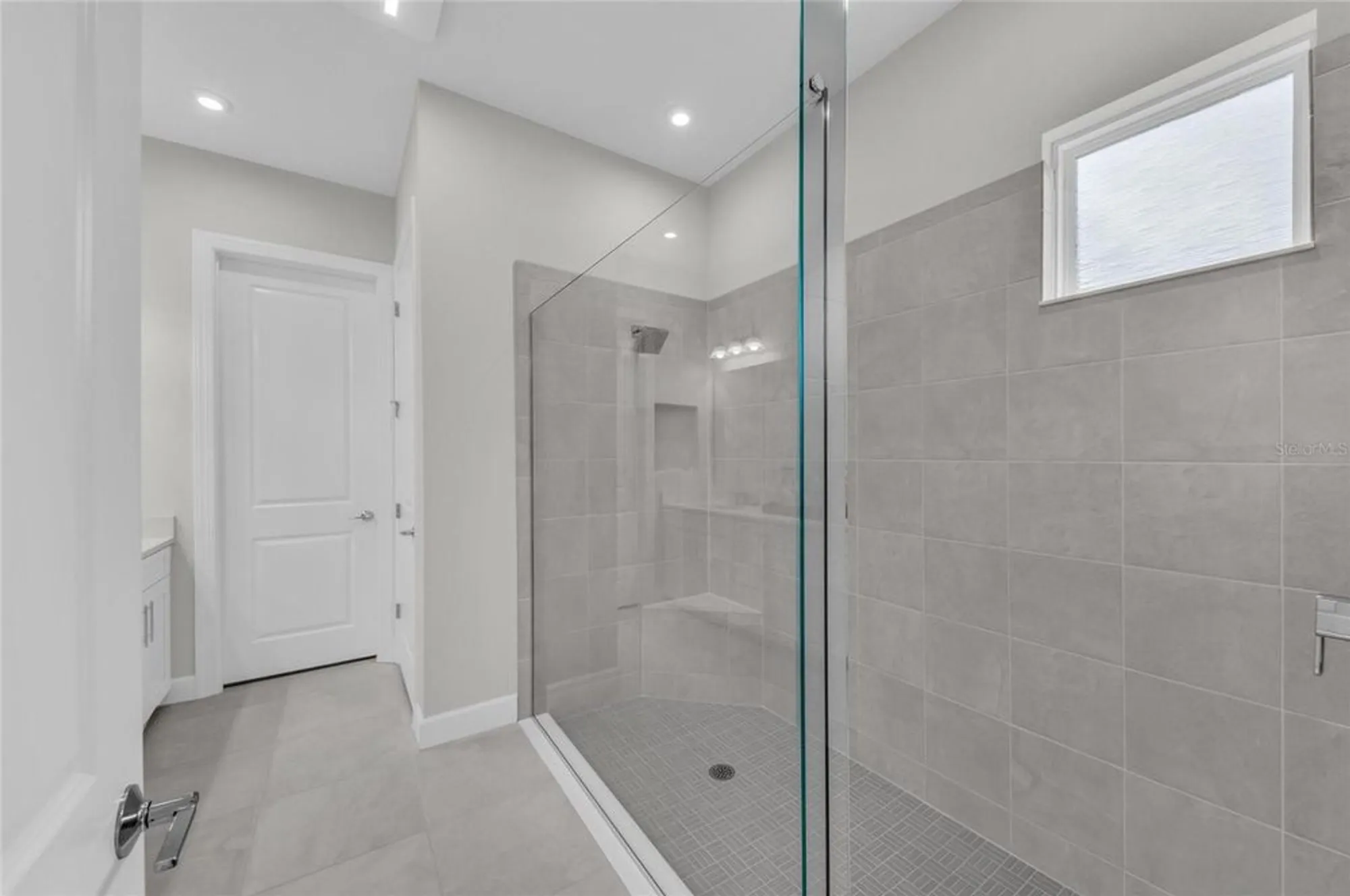 Property Slideshow image 13 of 47 | 4736 cassio ct, Bradenton, FL, 34211