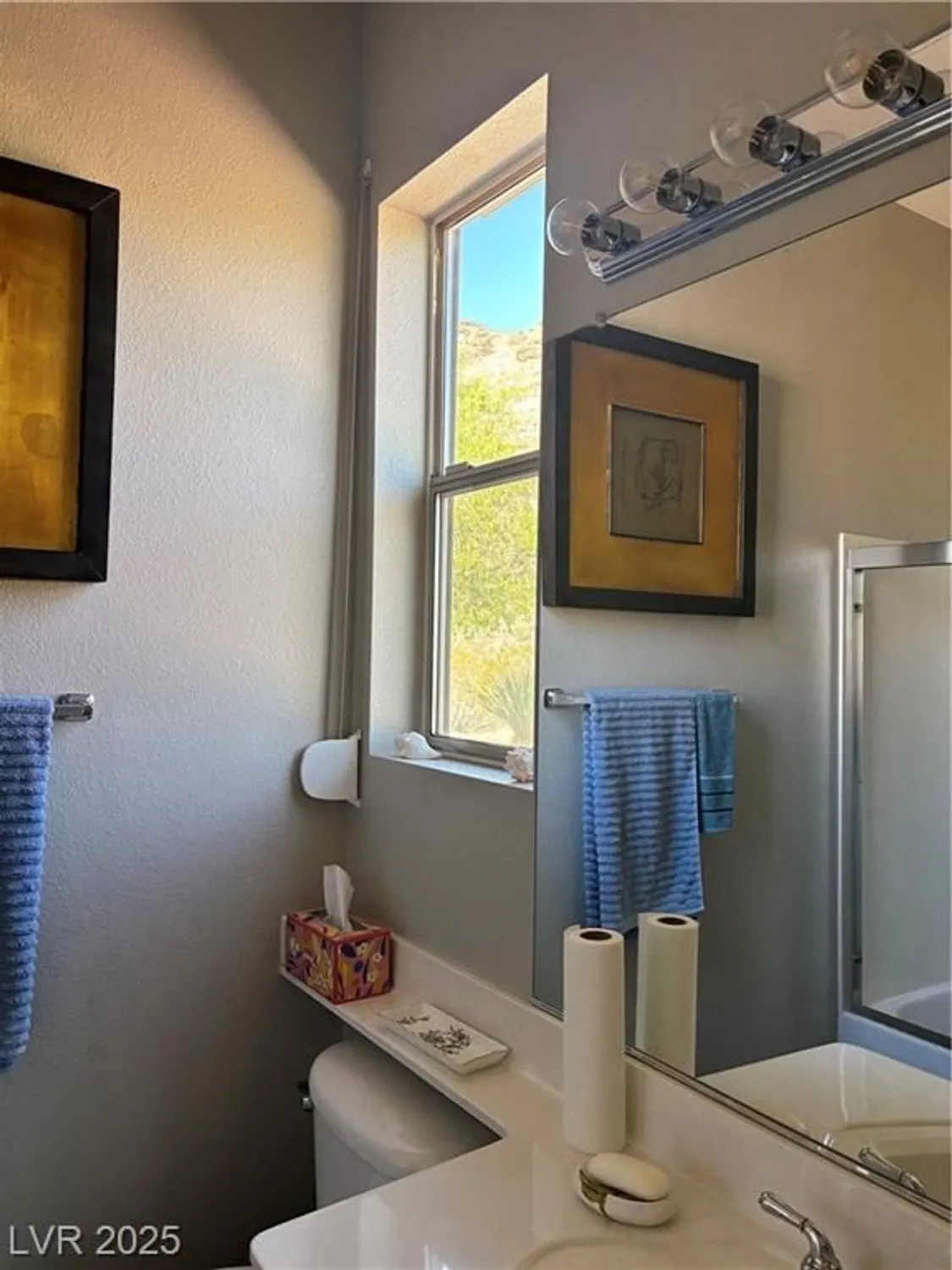 Property Slideshow image 15 of 40 | 2169 tiger willow dr, Henderson, NV, 89012