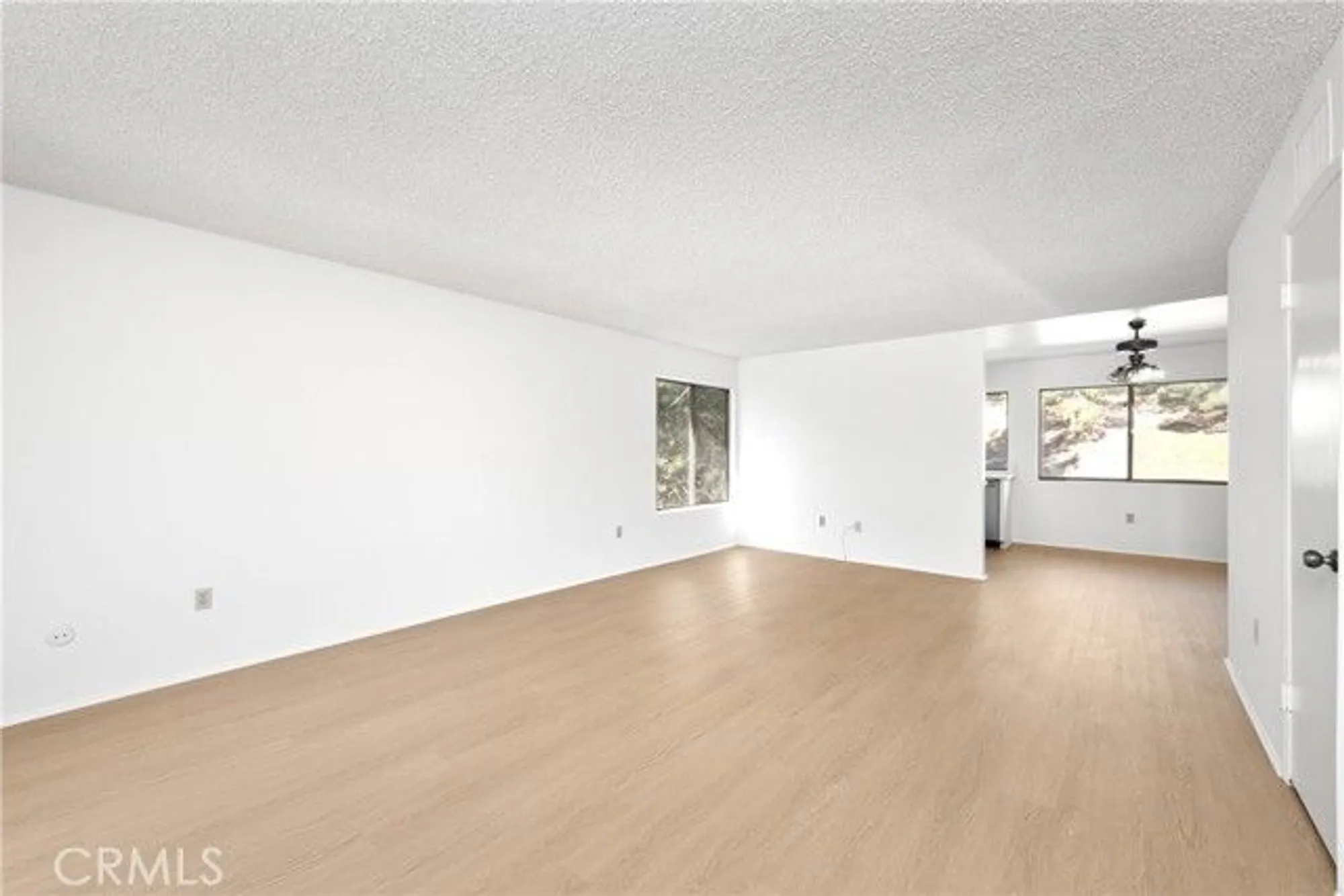 Property Slideshow image 6 of 41 | 19828 spanish oak dr, Newhall, CA, 91321