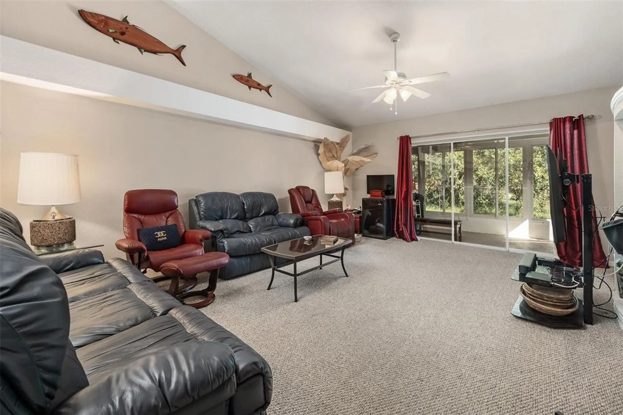 Property Slideshow image 3 of 28 | 9443 burnam dr, Weeki Wachee, FL, 34613