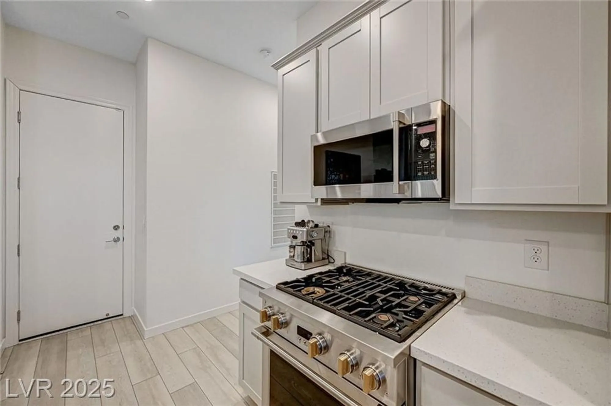 Property Slideshow image 25 of 67 | 912 allister fields ln, Las Vegas, NV, 89138