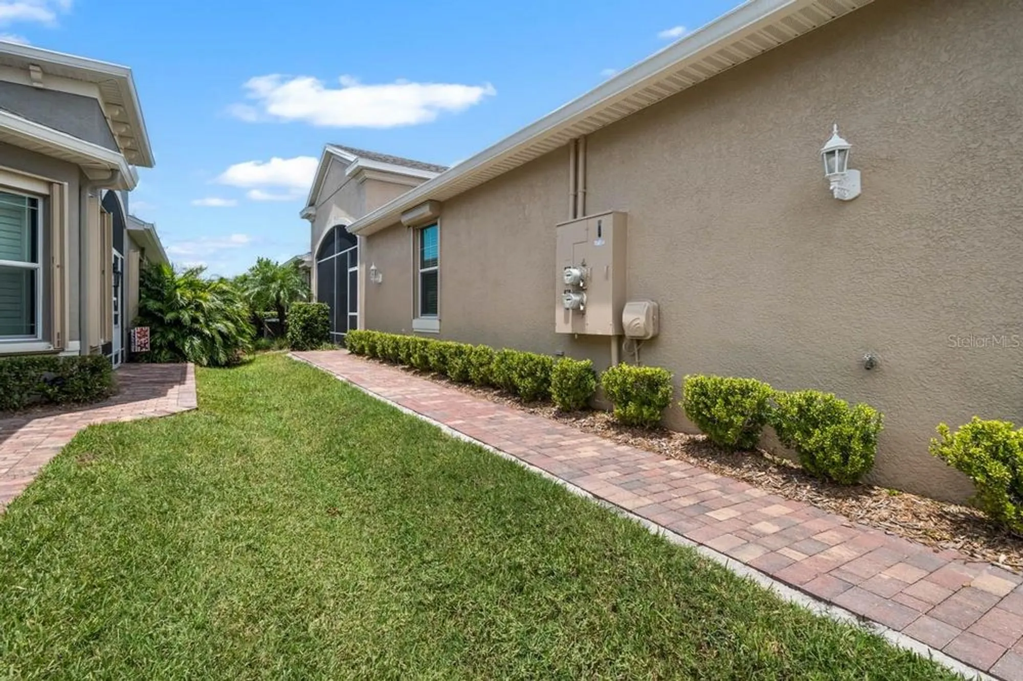 Property Slideshow image 5 of 60 | 809 chipper dr, Sun City Center, FL, 33573