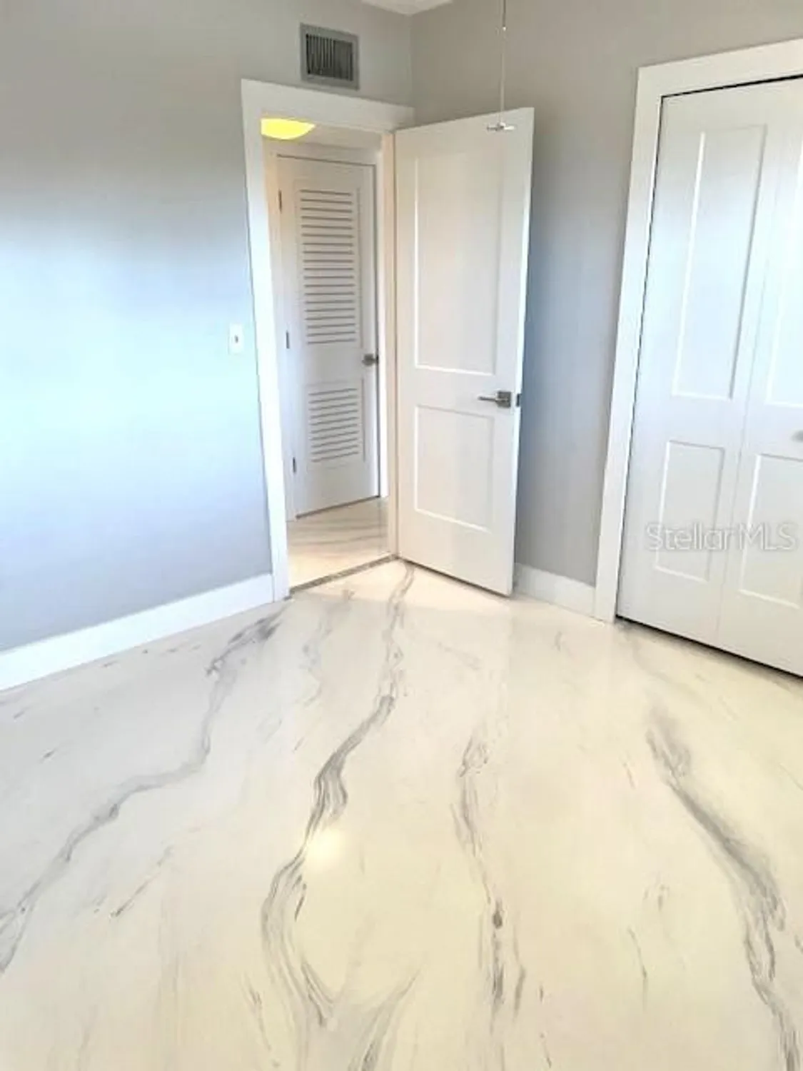 Property Slideshow image 27 of 35 | 1 boca ciega point blvd apt 115, Saint Petersburg, FL, 33708