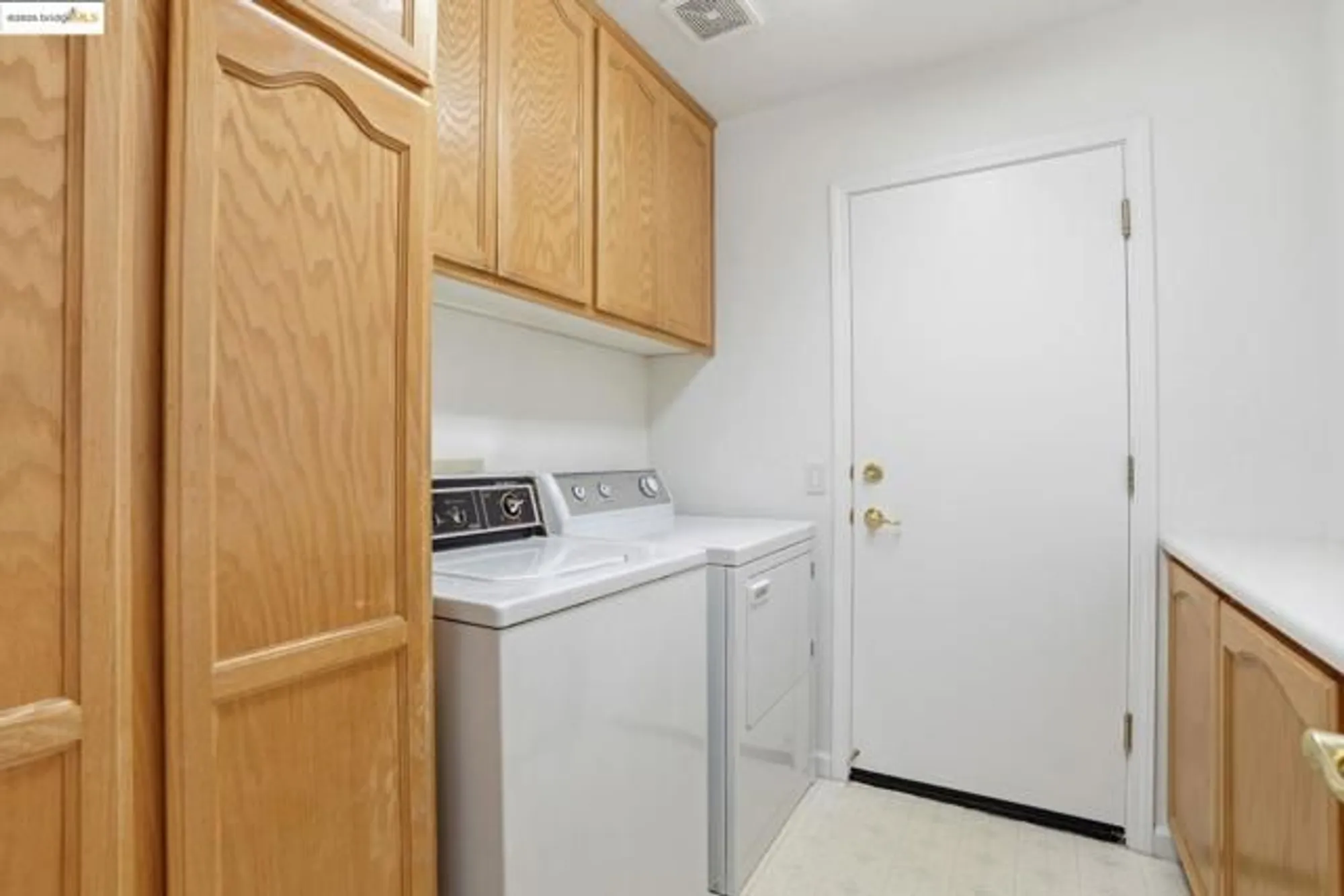 Property Slideshow image 33 of 52 | 84 spencer way, Brentwood, CA, 94513