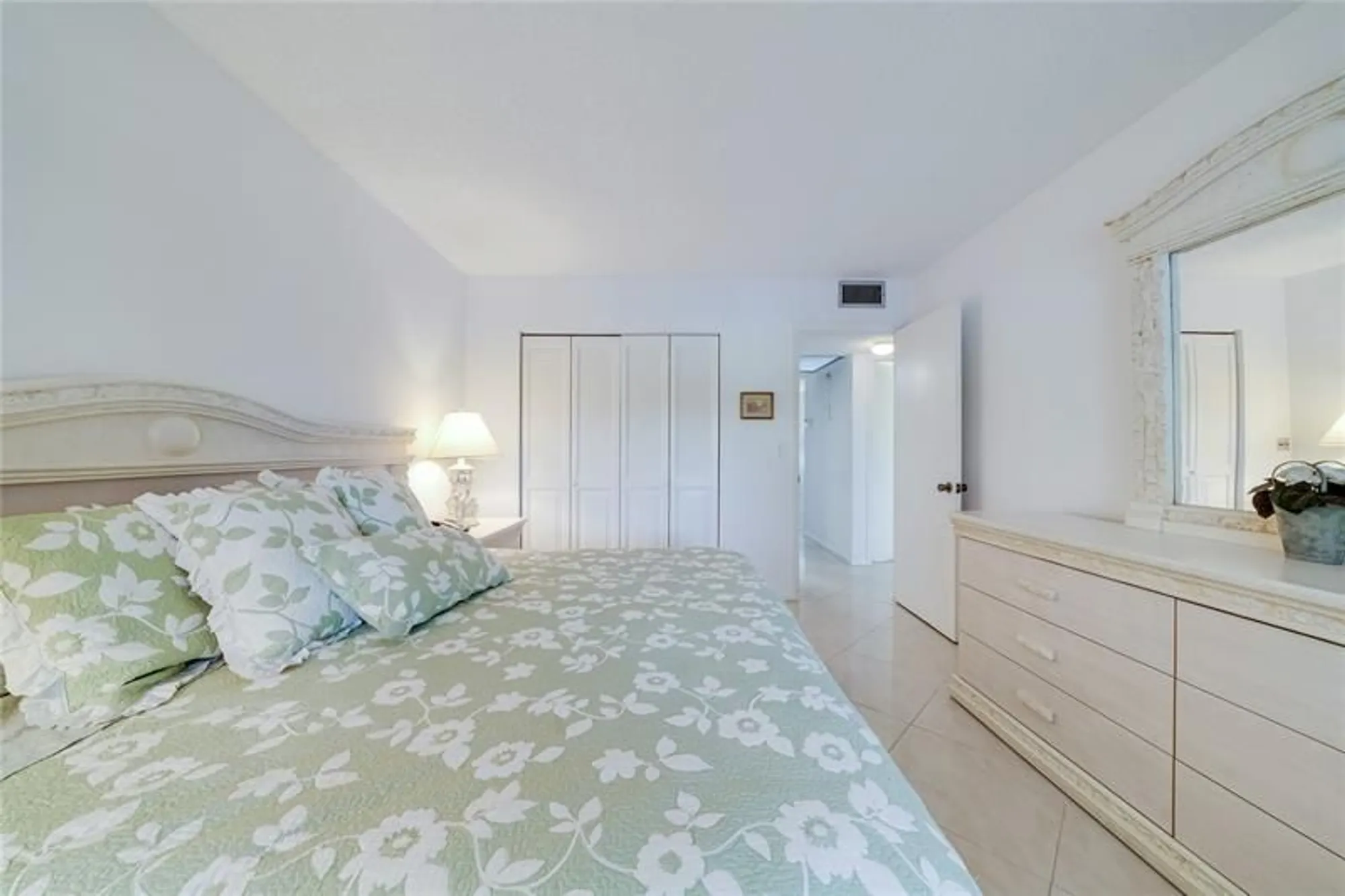 Property Slideshow image 6 of 27 | 2019 islewood d # 2019, Deerfield Beach, FL, 33442