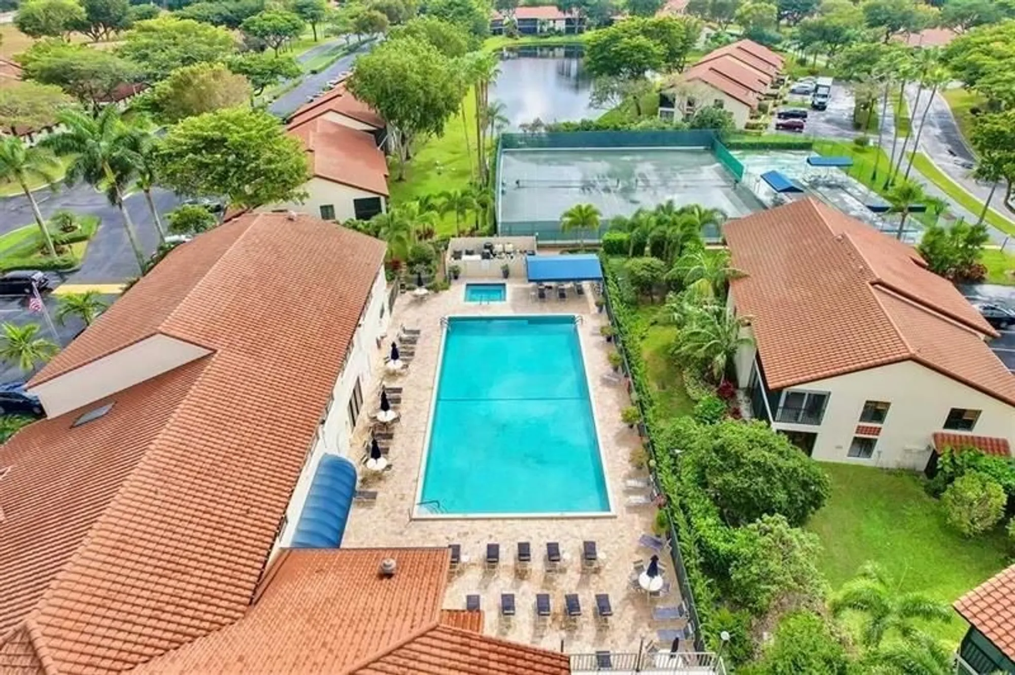 Property Slideshow image 33 of 51 | 10714 beach palm ct b, Boynton Beach, FL, 33437