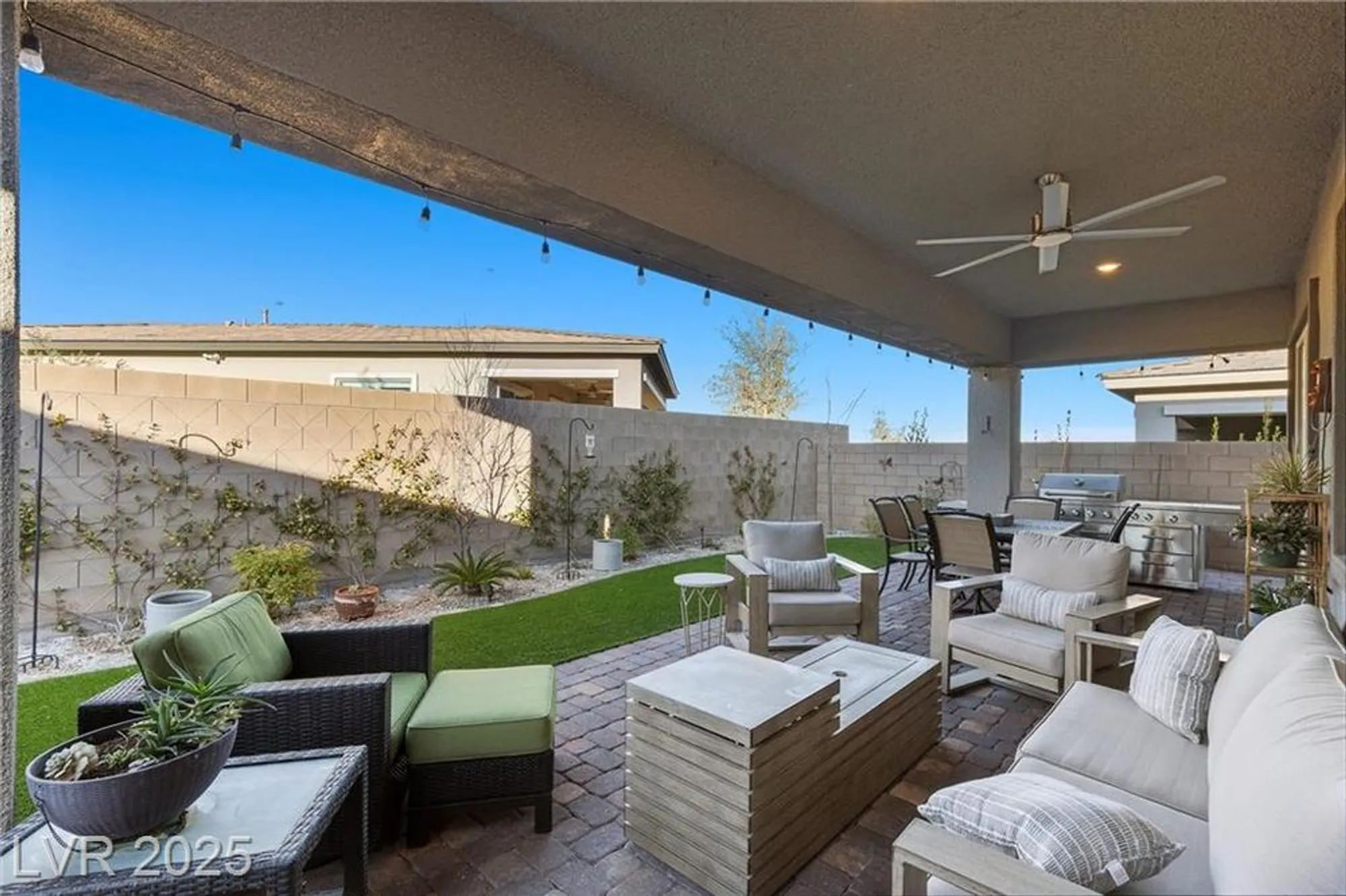 Property Slideshow image 42 of 55 | 12476 heritage bend dr, Las Vegas, NV, 89138