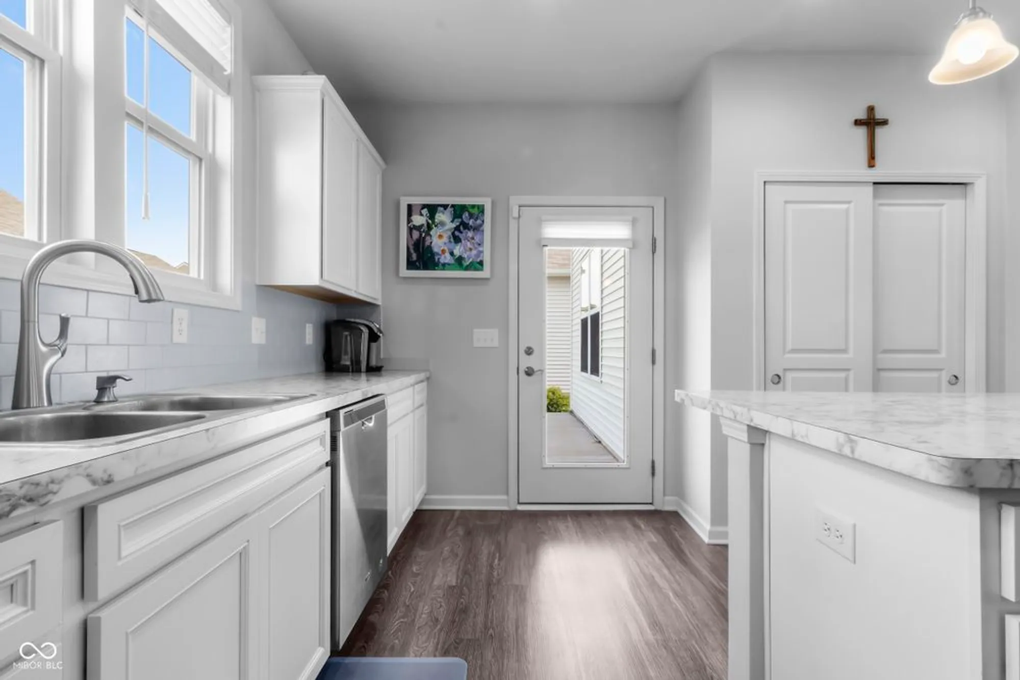 Property Slideshow image 11 of 52 | 13456 ravenswood trl, Fishers, IN, 46037